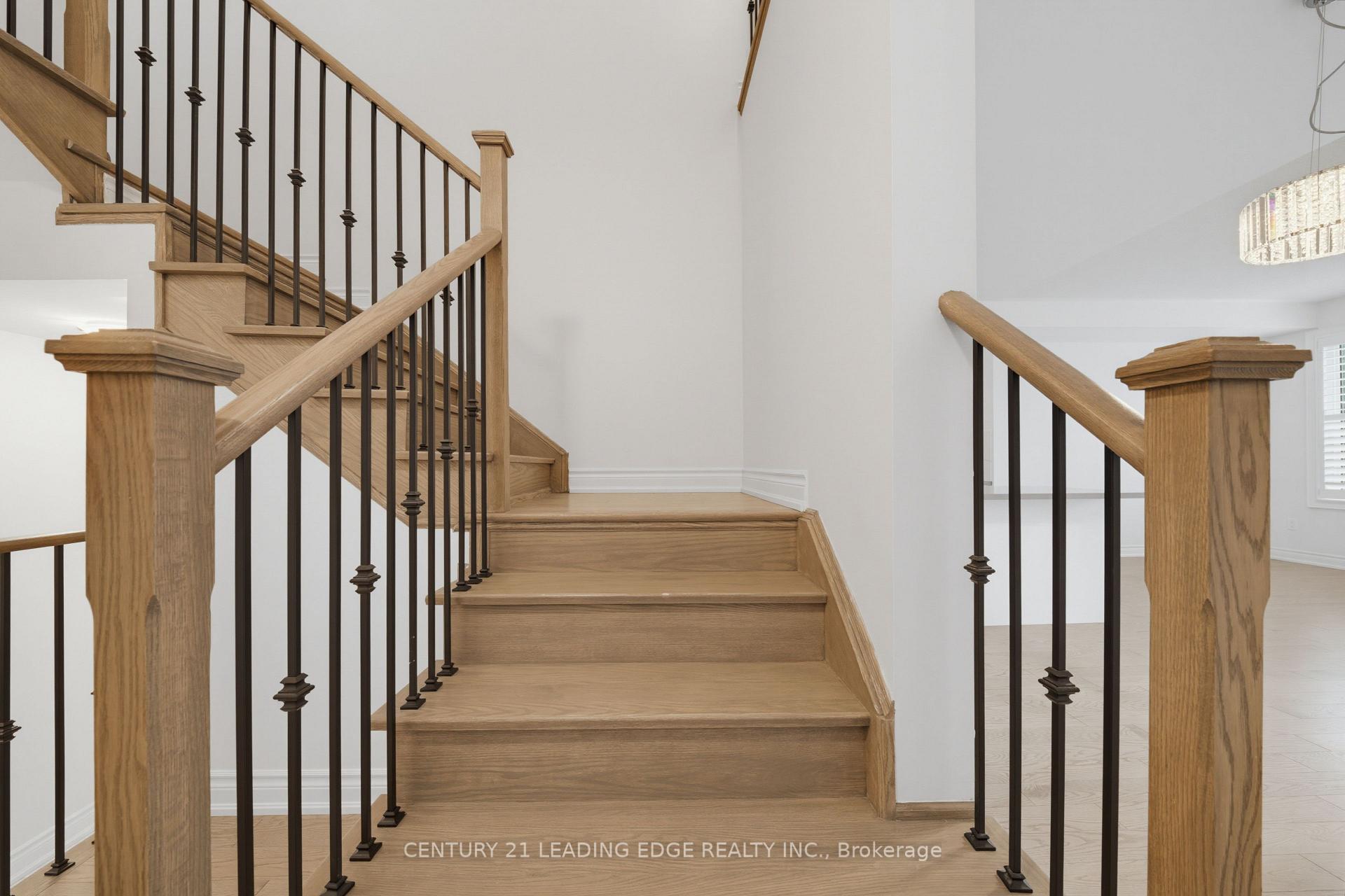 Photo 13 of 28 Liam Lane, Markham, Cedarwood — HOMEH