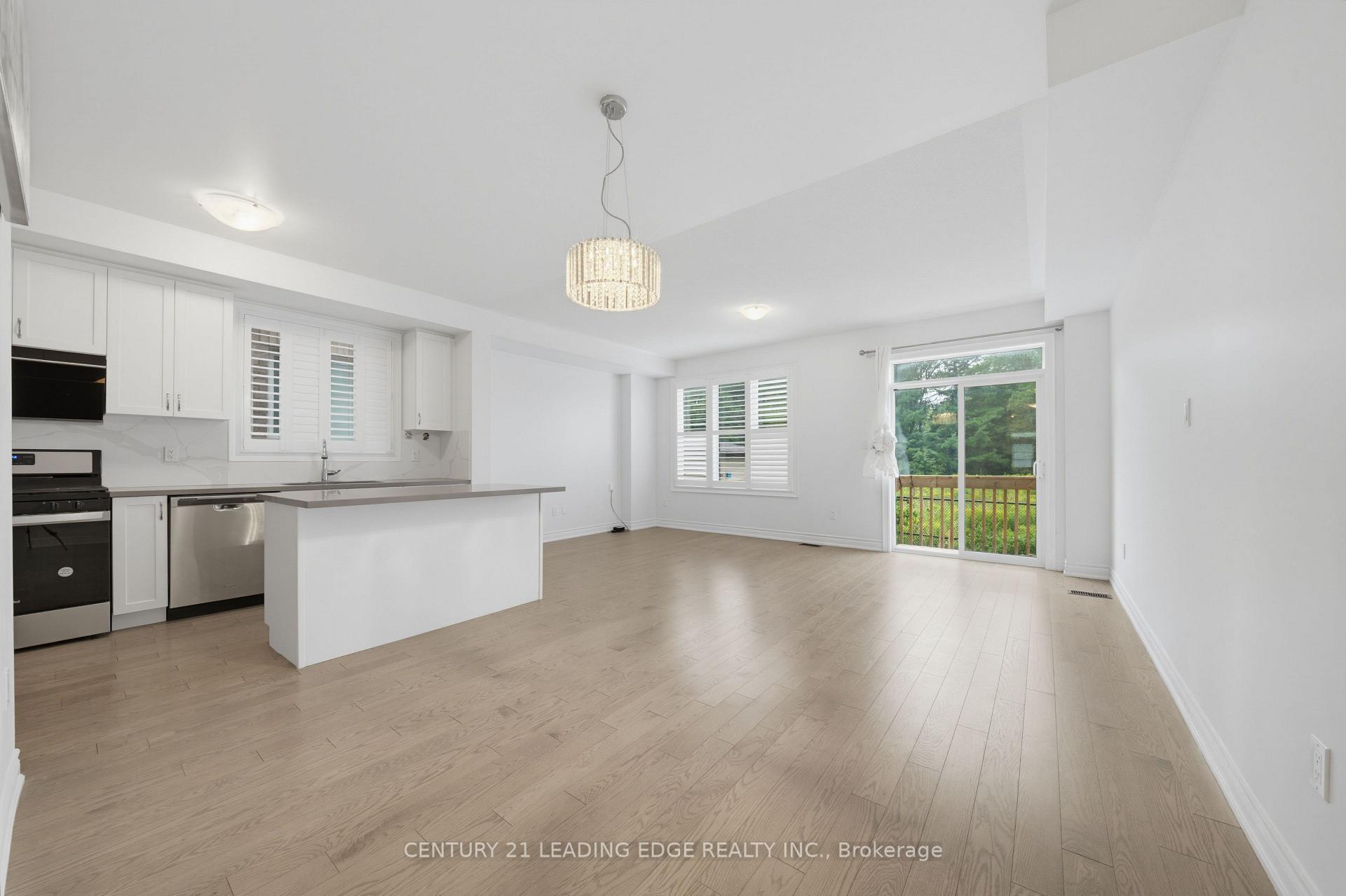 Photo 14 of 28 Liam Lane, Markham, Cedarwood — HOMEH