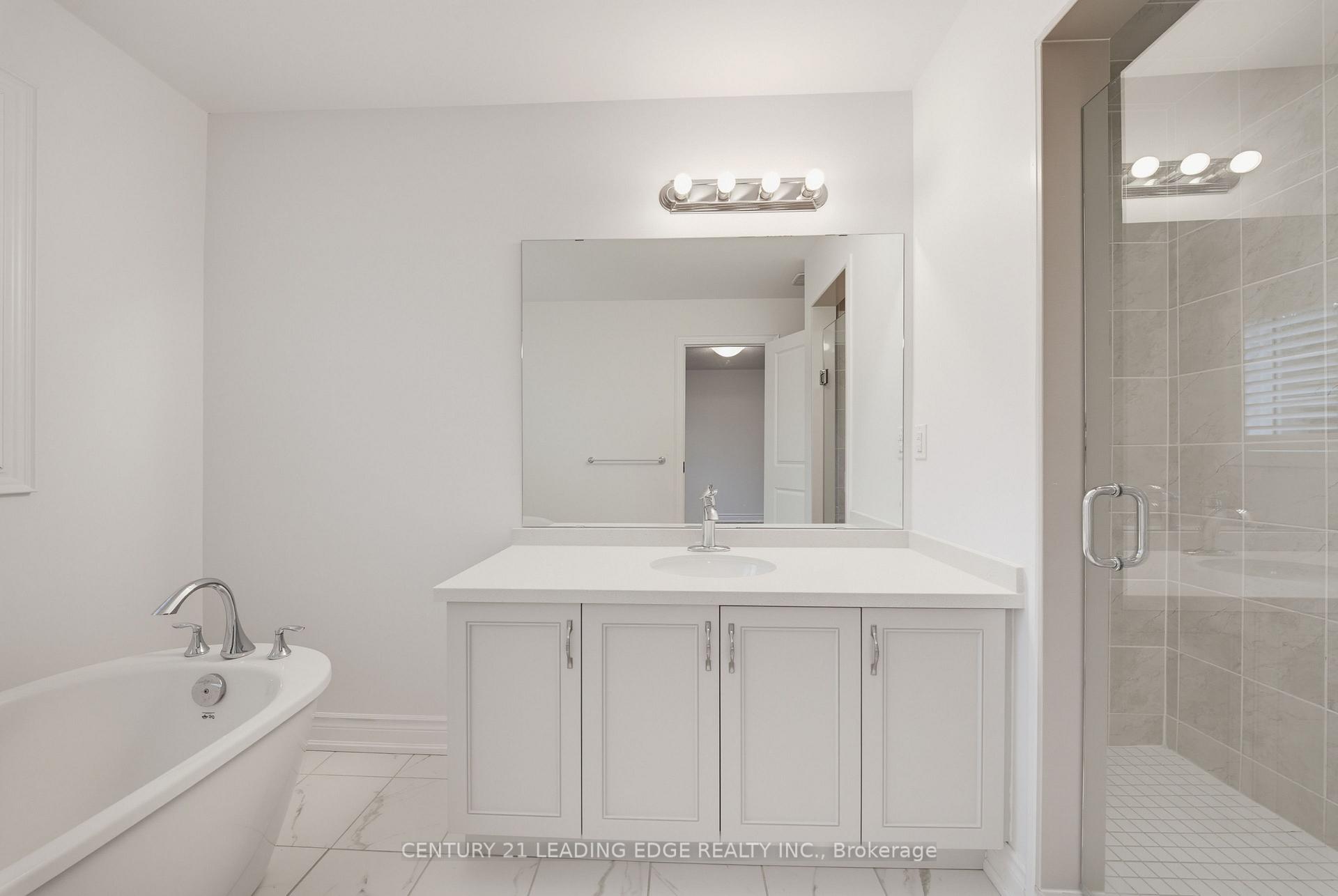 Photo 20 of 28 Liam Lane, Markham, Cedarwood — HOMEH