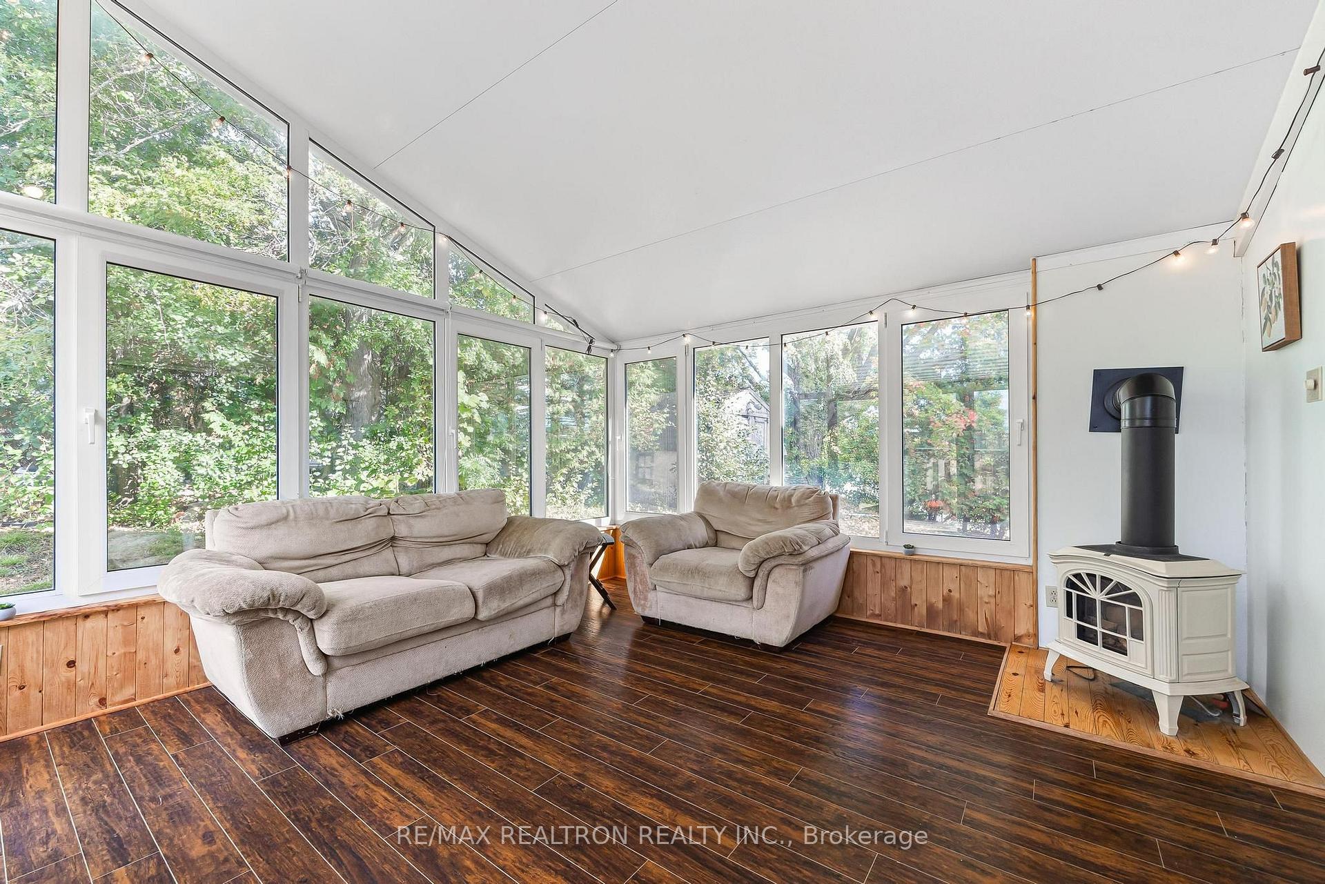 Photo 13 of 805 Milford Drive, Peterborough, Ashburnham Ward 4 — HOMEH