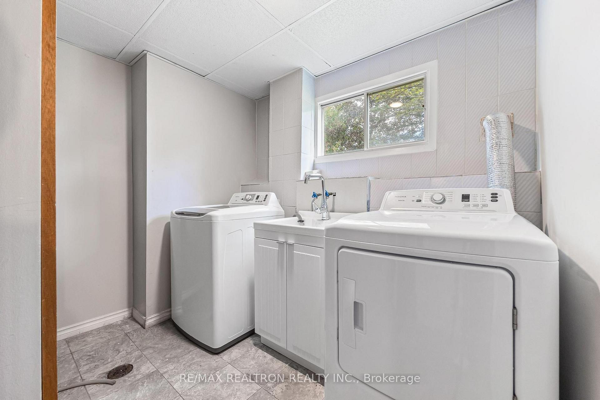 Photo 26 of 805 Milford Drive, Peterborough, Ashburnham Ward 4 — HOMEH