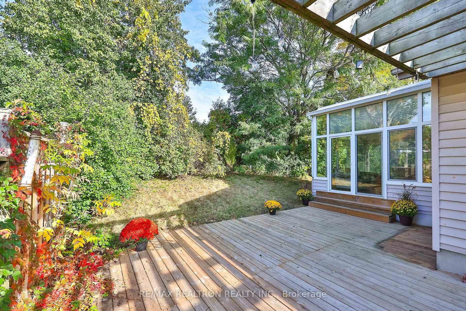 Photo 29 of 805 Milford Drive, Peterborough, Ashburnham Ward 4 — HOMEH