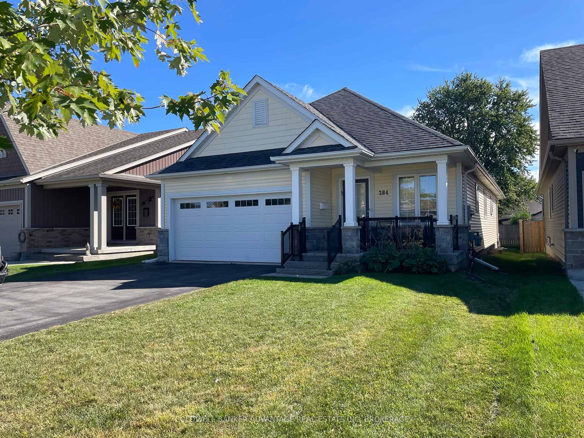 Photo 2 of 284 Classic Avenue, Welland, Lincoln/Crowland — HOMEH