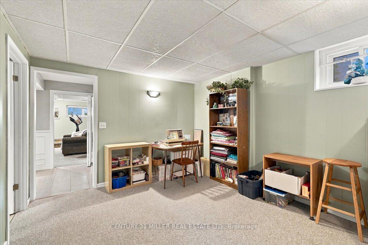 Photo 28 of 2044 Coral Crescent, Burlington, Mountainside — HOMEH