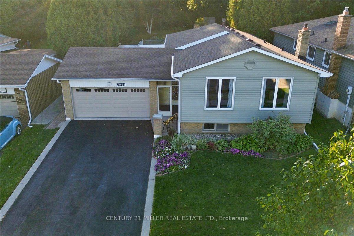 Photo 40 of 2044 Coral Crescent, Burlington, Mountainside — HOMEH