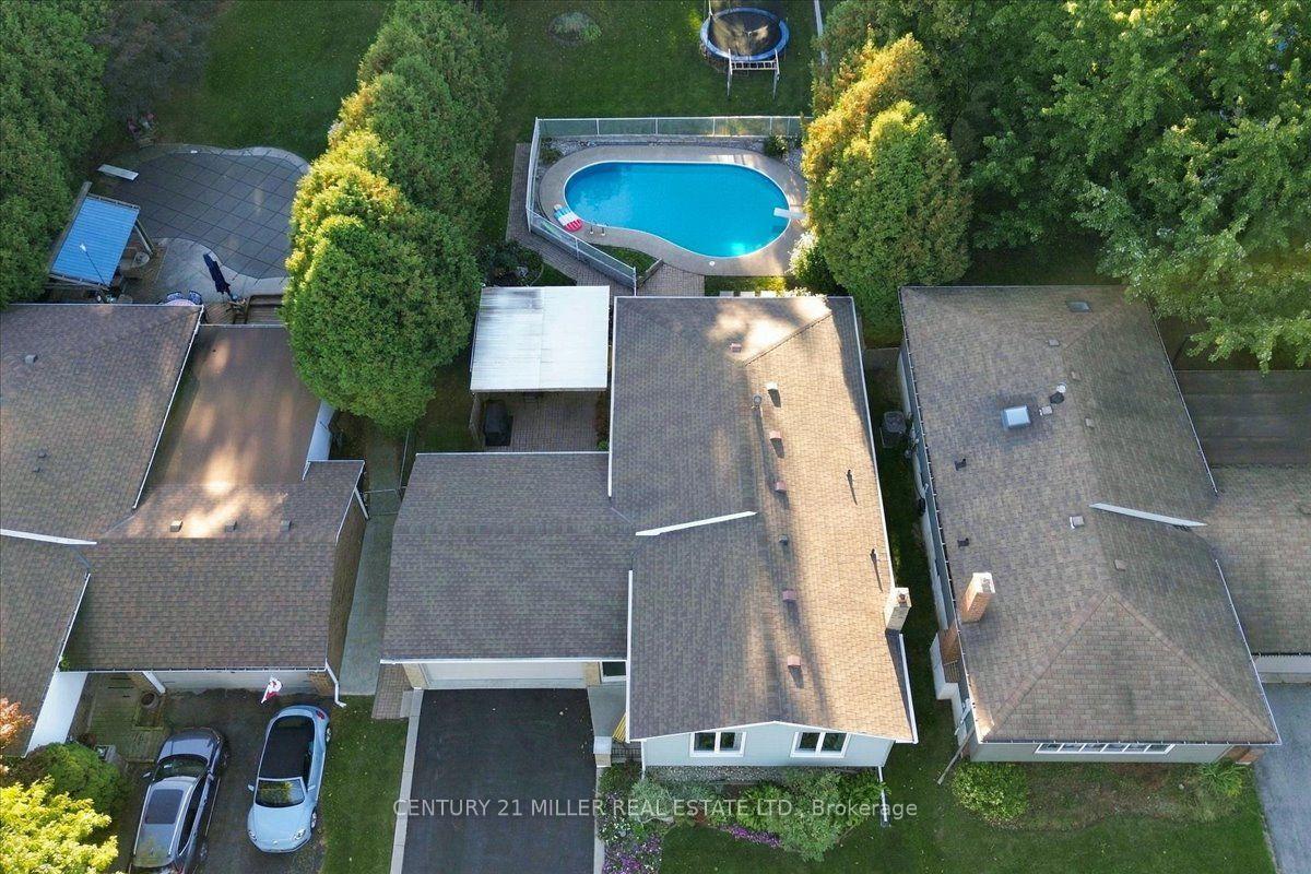 Photo 41 of 2044 Coral Crescent, Burlington, Mountainside — HOMEH