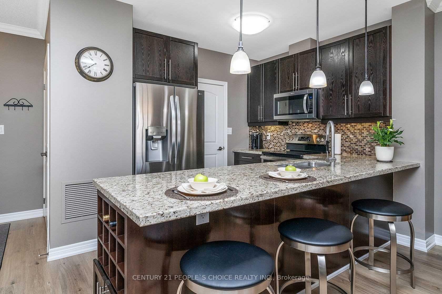 Photo 13 of Unit 526, 383 Main Street E, Milton, Old Milton — HOMEH