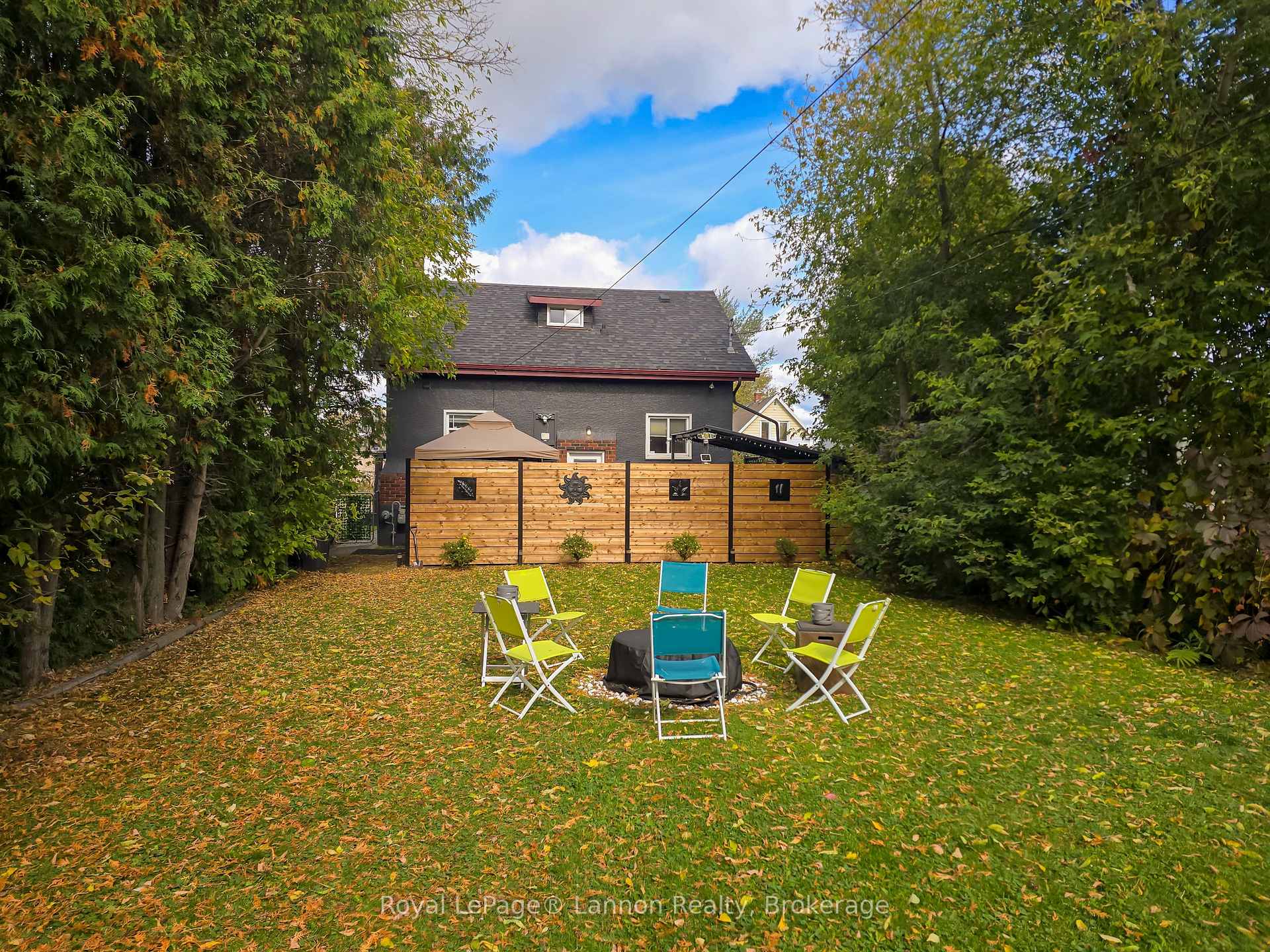 Photo 4 of 234 Amelia St Street E, Thunder Bay, Westfort — HOMEH