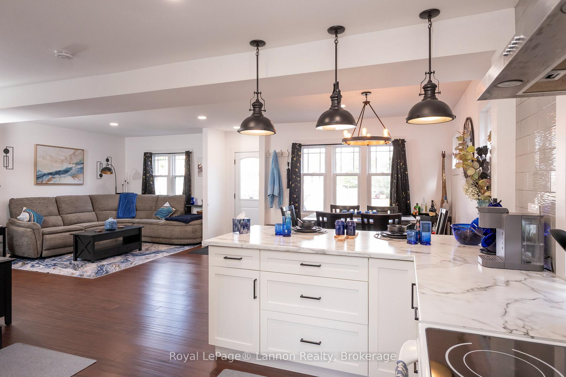 Photo 15 of 234 Amelia St Street E, Thunder Bay, Westfort — HOMEH