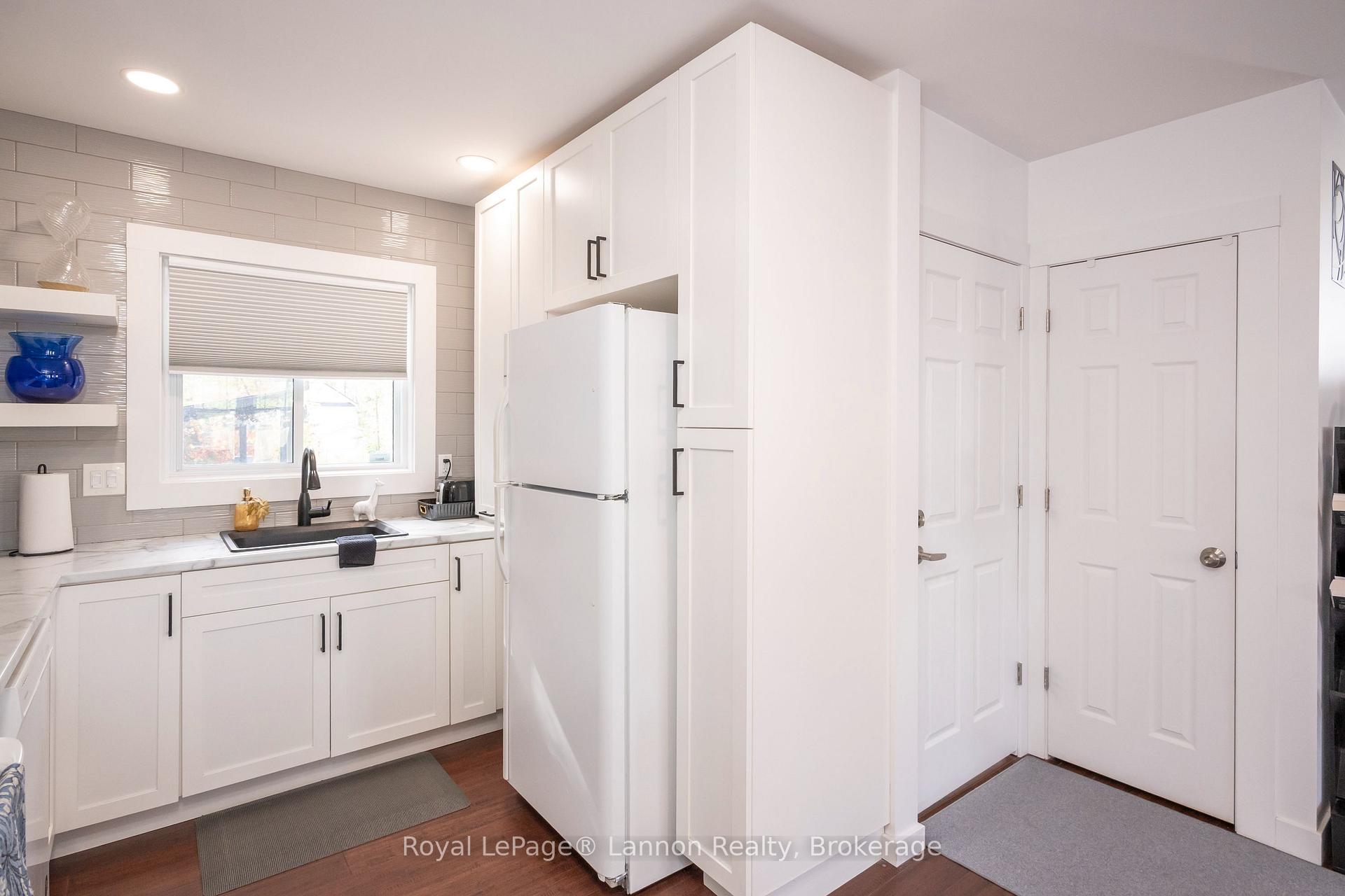 Photo 18 of 234 Amelia St Street E, Thunder Bay, Westfort — HOMEH