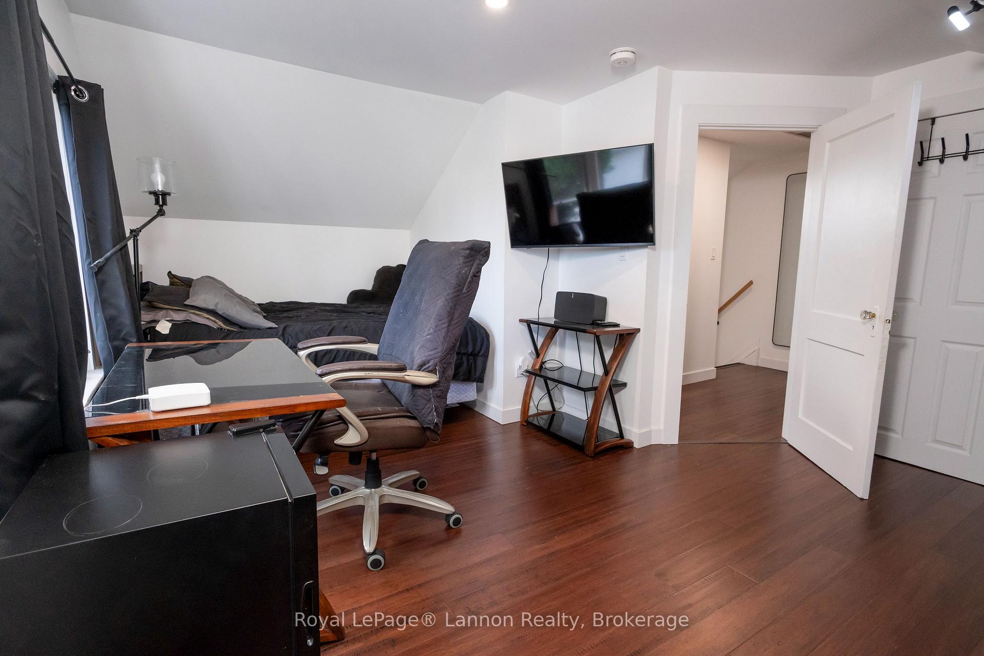 Photo 25 of 234 Amelia St Street E, Thunder Bay, Westfort — HOMEH
