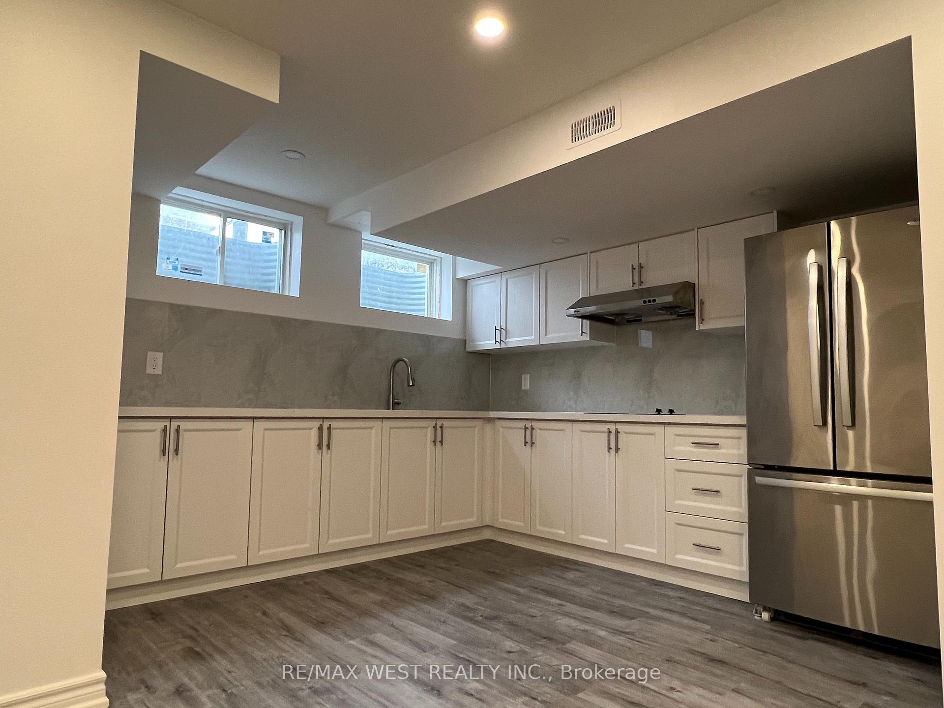 Photo 7 of Unit Basement, 3 Earnshaw Drive, Markham, Victoria Square — HOMEH