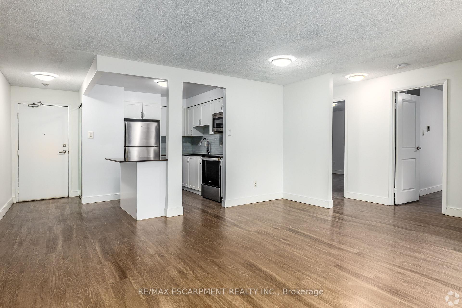 Photo 2 of Unit 510, 547 Belmont Avenue W, Kitchener, Cherry Hill — HOMEH