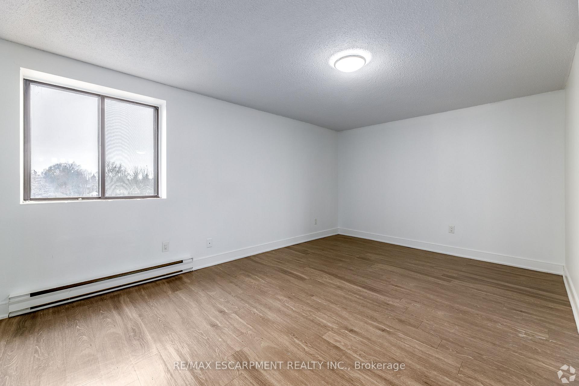 Photo 6 of Unit 510, 547 Belmont Avenue W, Kitchener, Cherry Hill — HOMEH