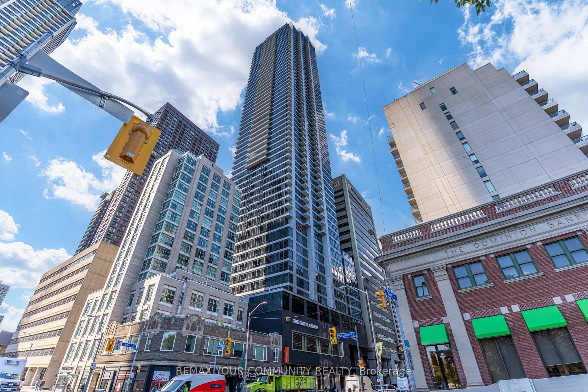 Photo of Unit 1706, 395 Bloor Street E