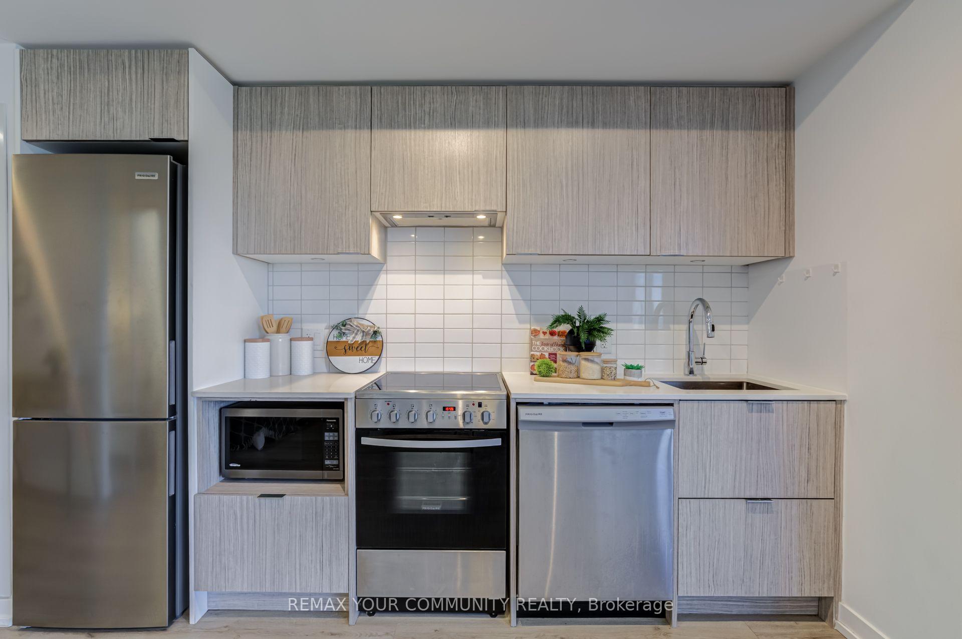 Photo 10 of Unit 1706, 395 Bloor Street E, Toronto, North St. James Town — HOMEH