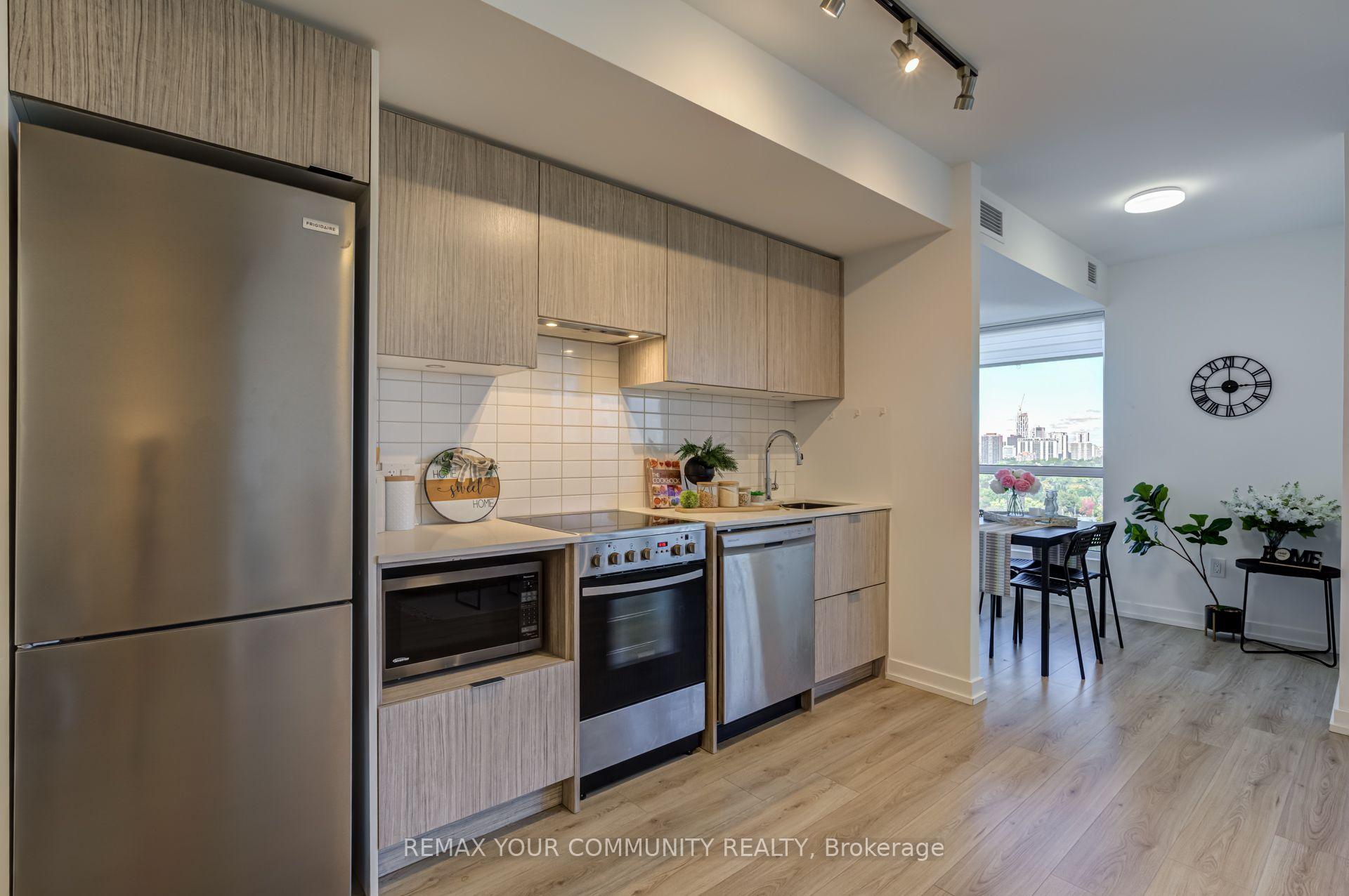 Photo 11 of Unit 1706, 395 Bloor Street E, Toronto, North St. James Town — HOMEH