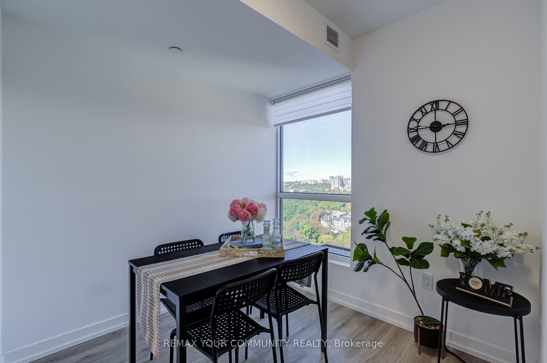 Photo 14 of Unit 1706, 395 Bloor Street E, Toronto, North St. James Town — HOMEH