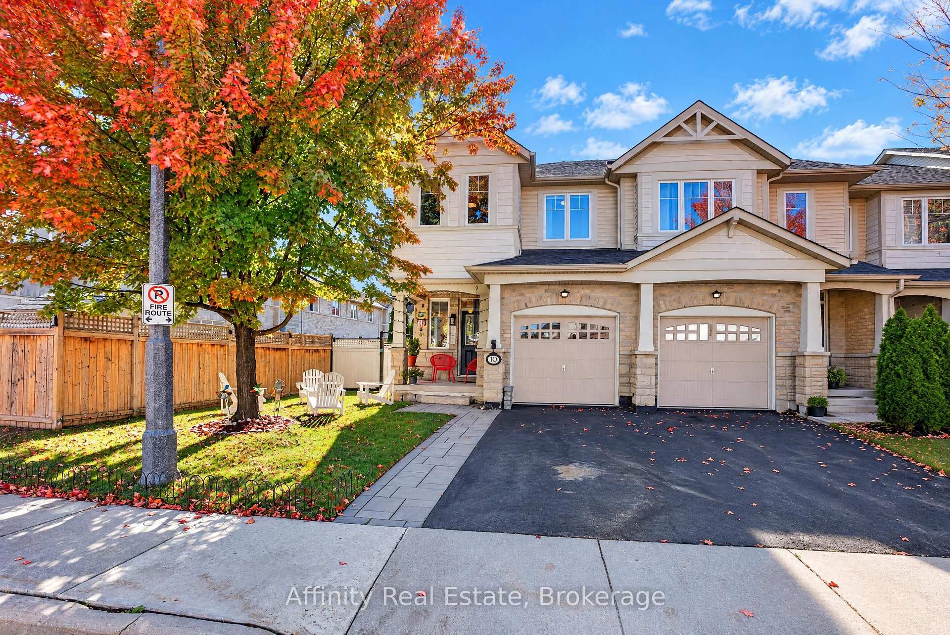 Photo 3 of 10 Maplerun Street, Caledon, Rural Caledon — HOMEH