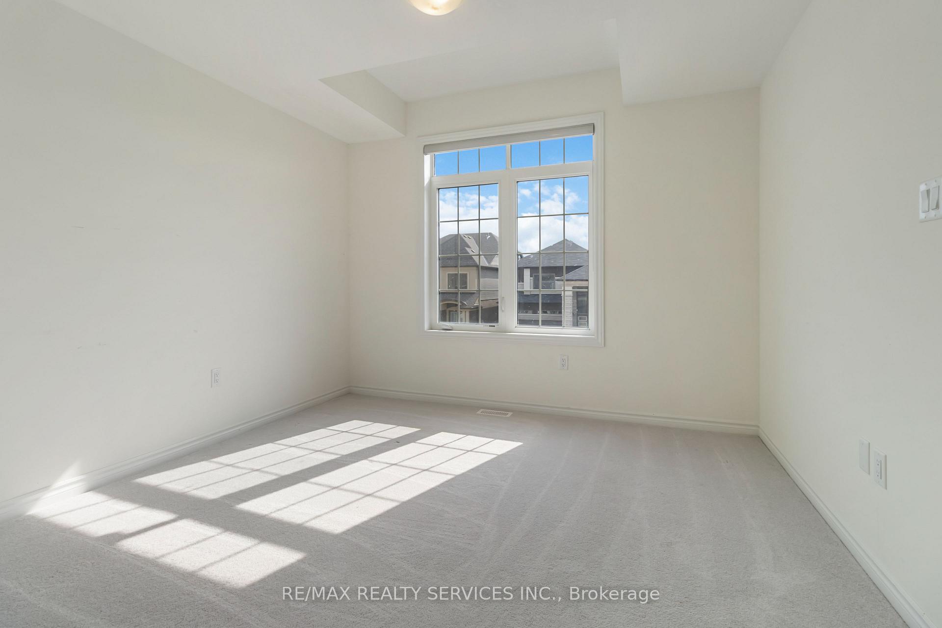 Photo 25 of 49 Dennis Avenue, Brantford, Northwest Industrial — HOMEH
