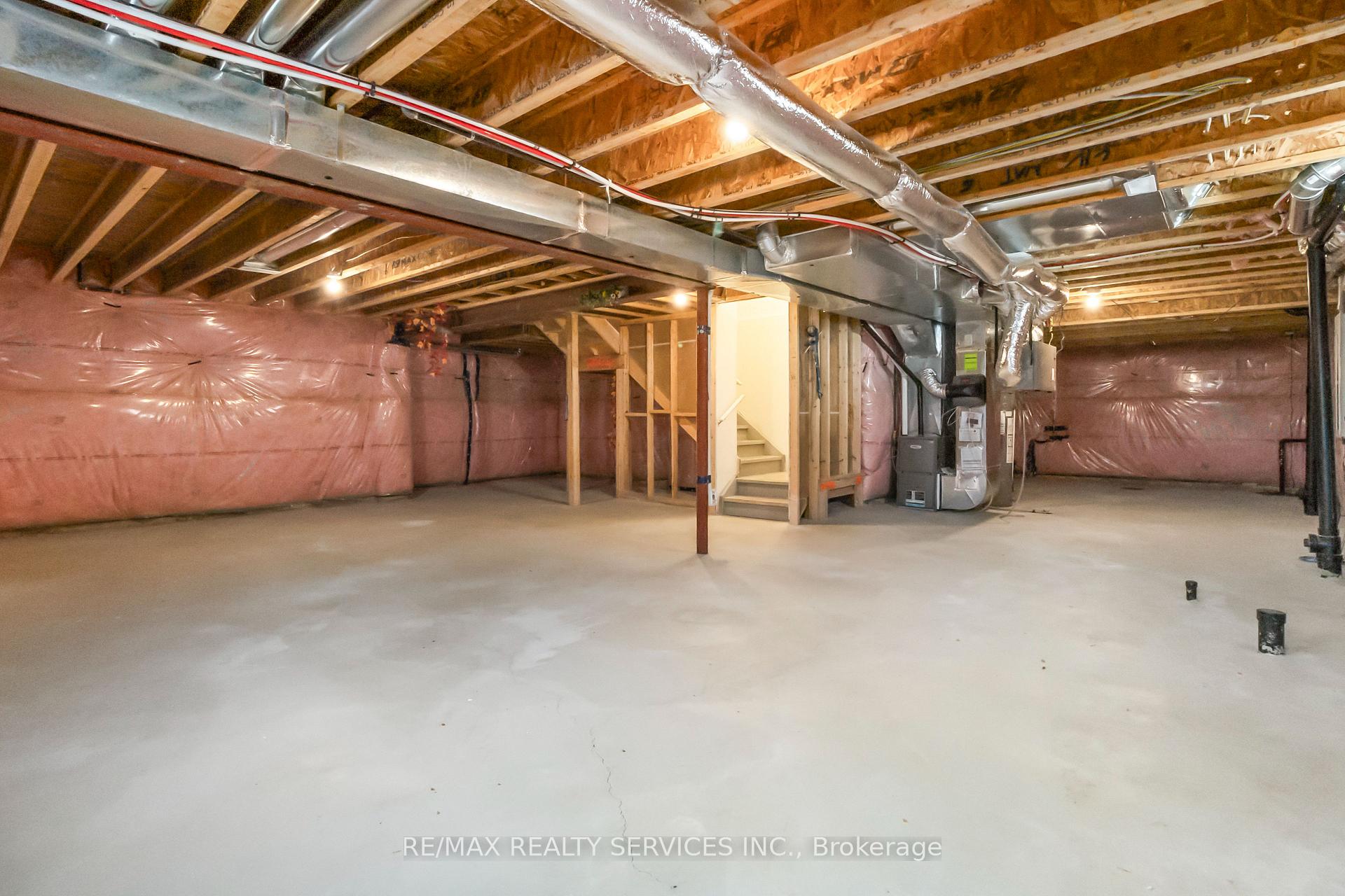 Photo 29 of 49 Dennis Avenue, Brantford, Northwest Industrial — HOMEH