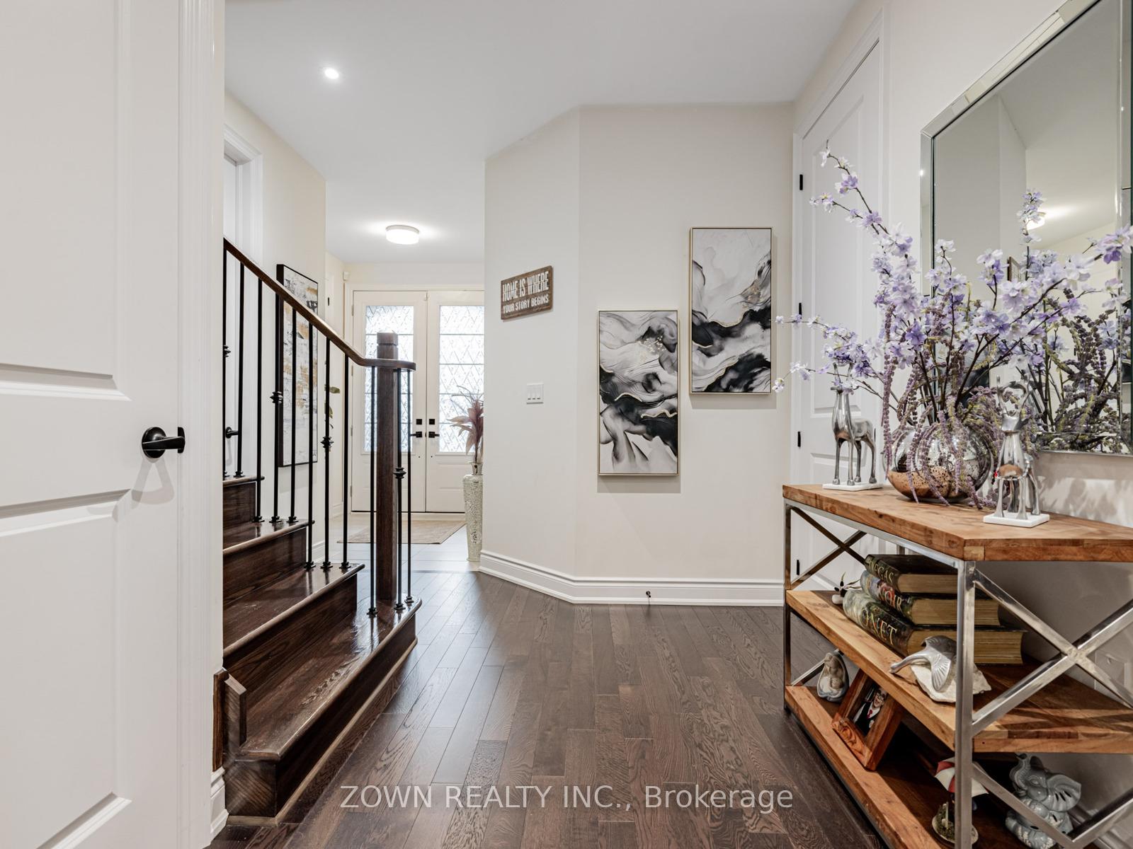 Photo 4 of 1352 Blackmore Street, Innisfil, Alcona — HOMEH