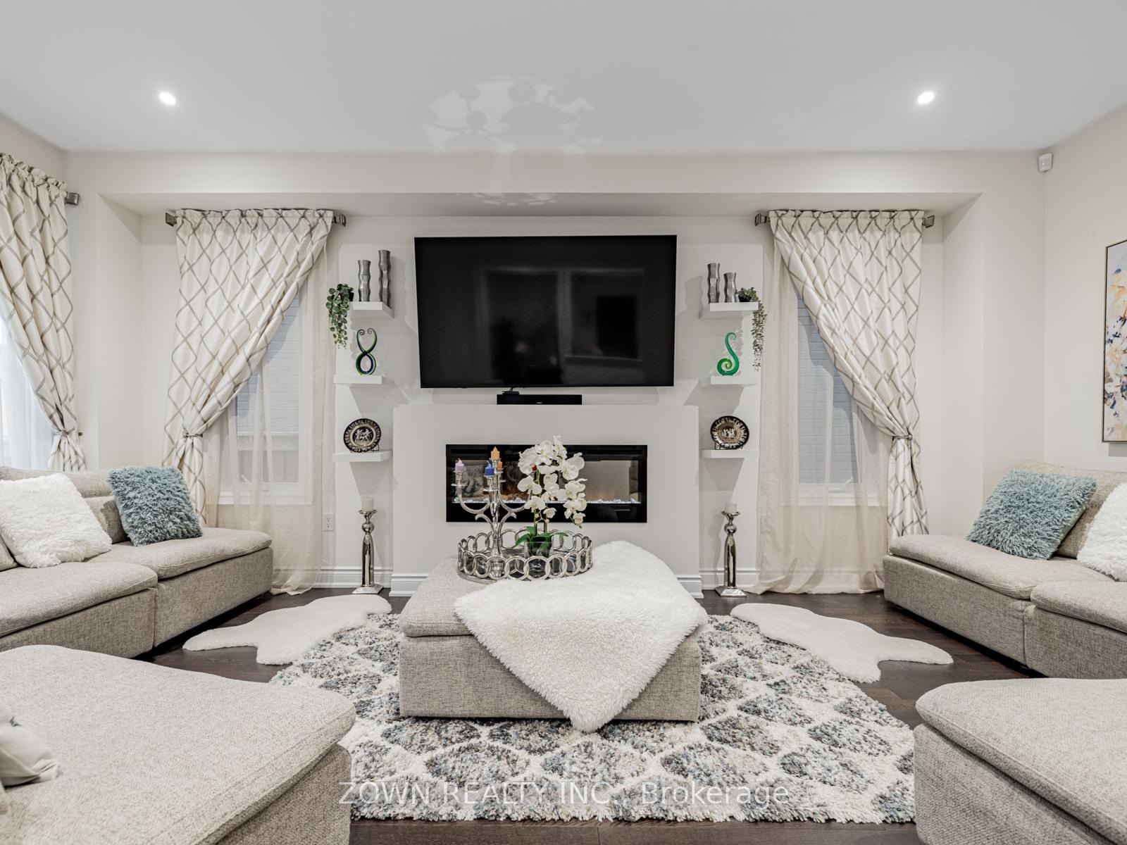 Photo 8 of 1352 Blackmore Street, Innisfil, Alcona — HOMEH