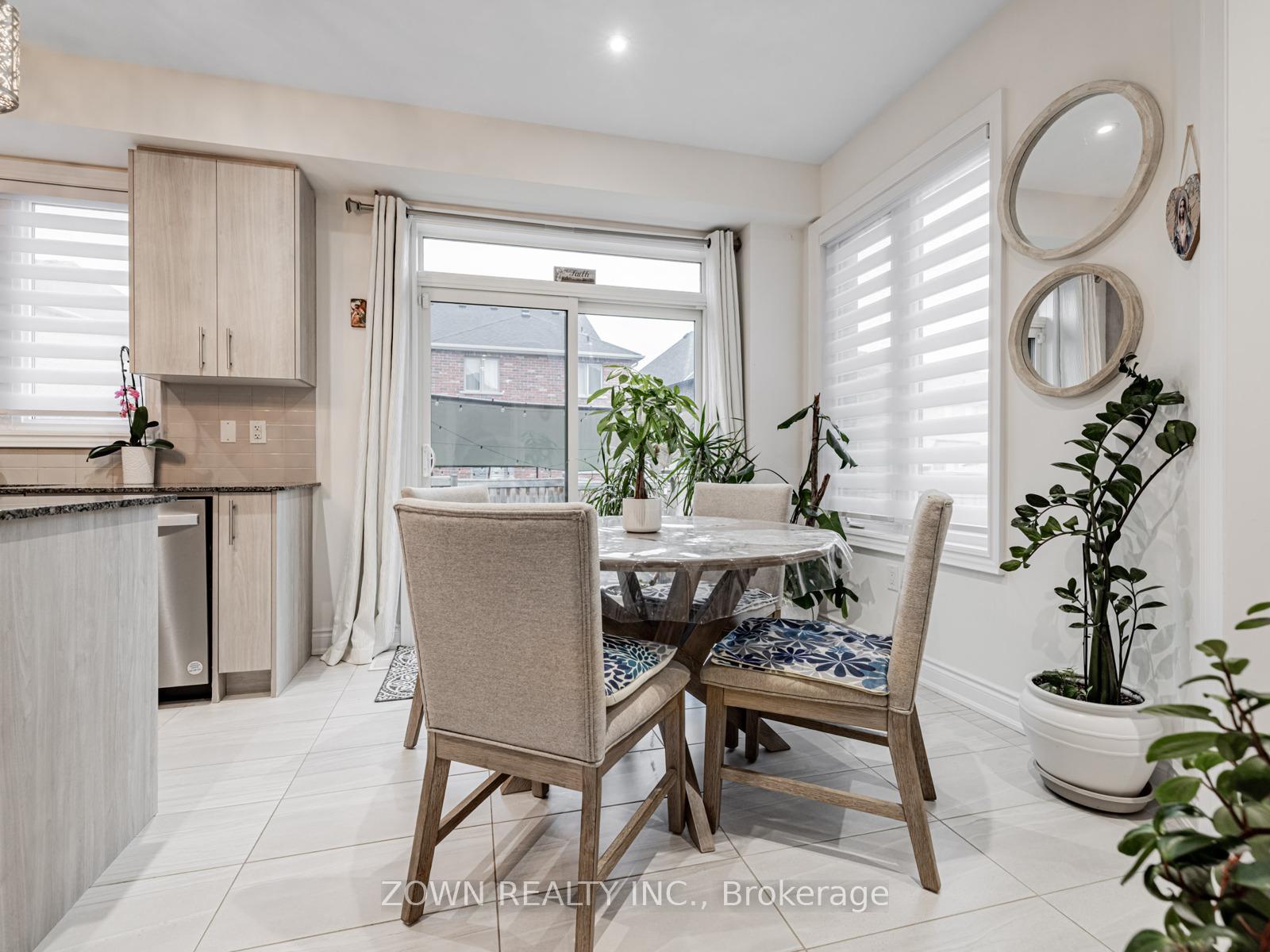 Photo 14 of 1352 Blackmore Street, Innisfil, Alcona — HOMEH