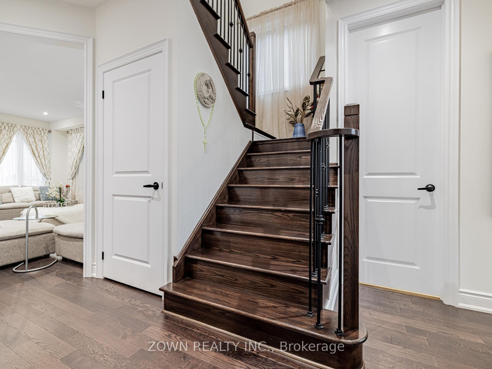 Photo 17 of 1352 Blackmore Street, Innisfil, Alcona — HOMEH