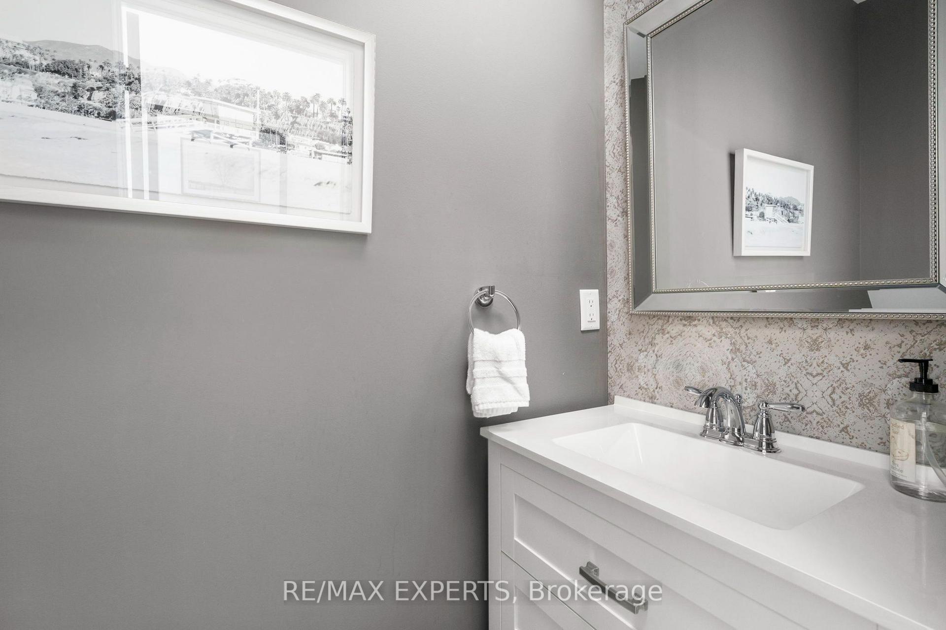 Photo 8 of 20 Hackett Street, New Tecumseth, Alliston — HOMEH