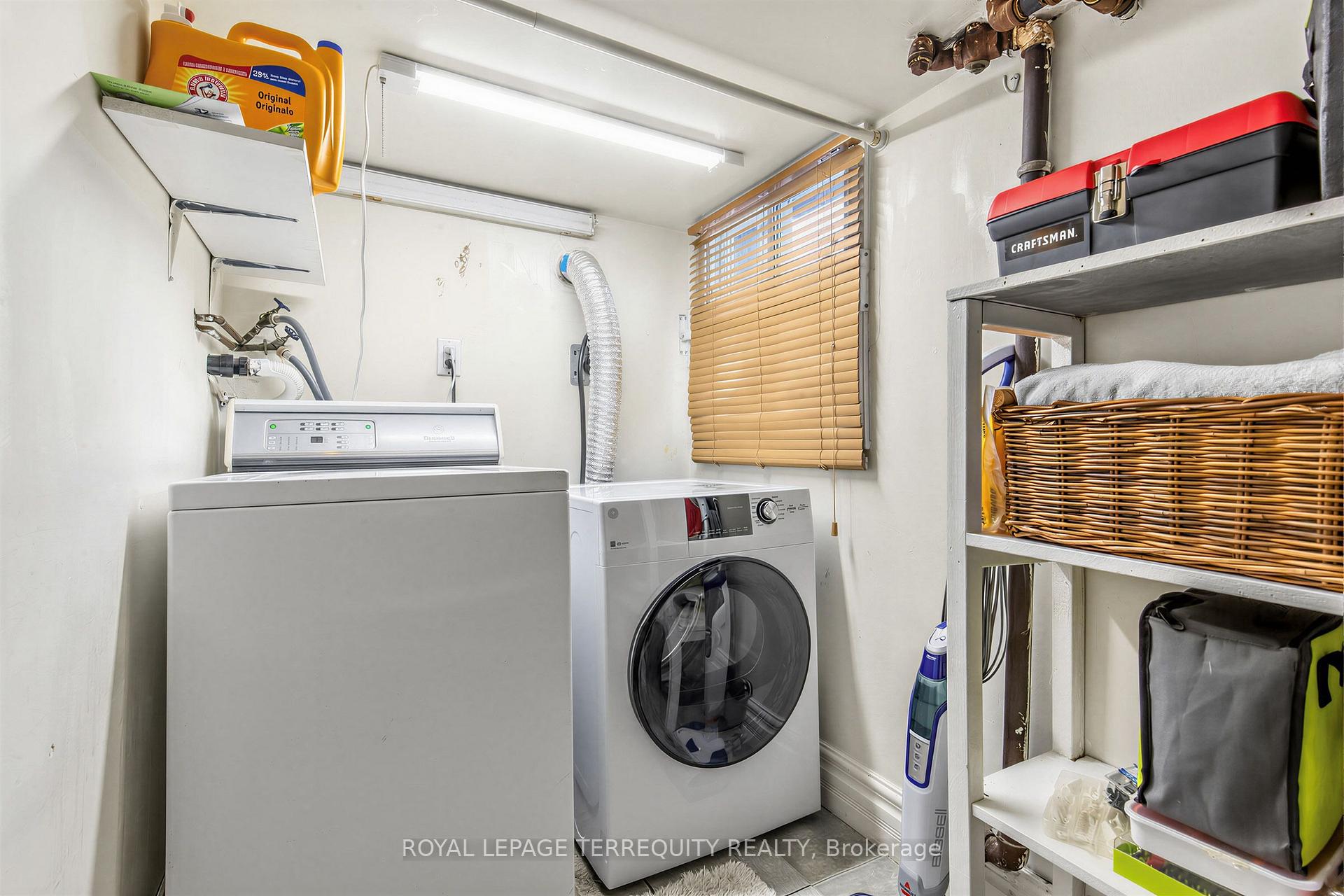 Photo 25 of 211 Blackthorn Avenue, Toronto, Weston-Pellam Park — HOMEH