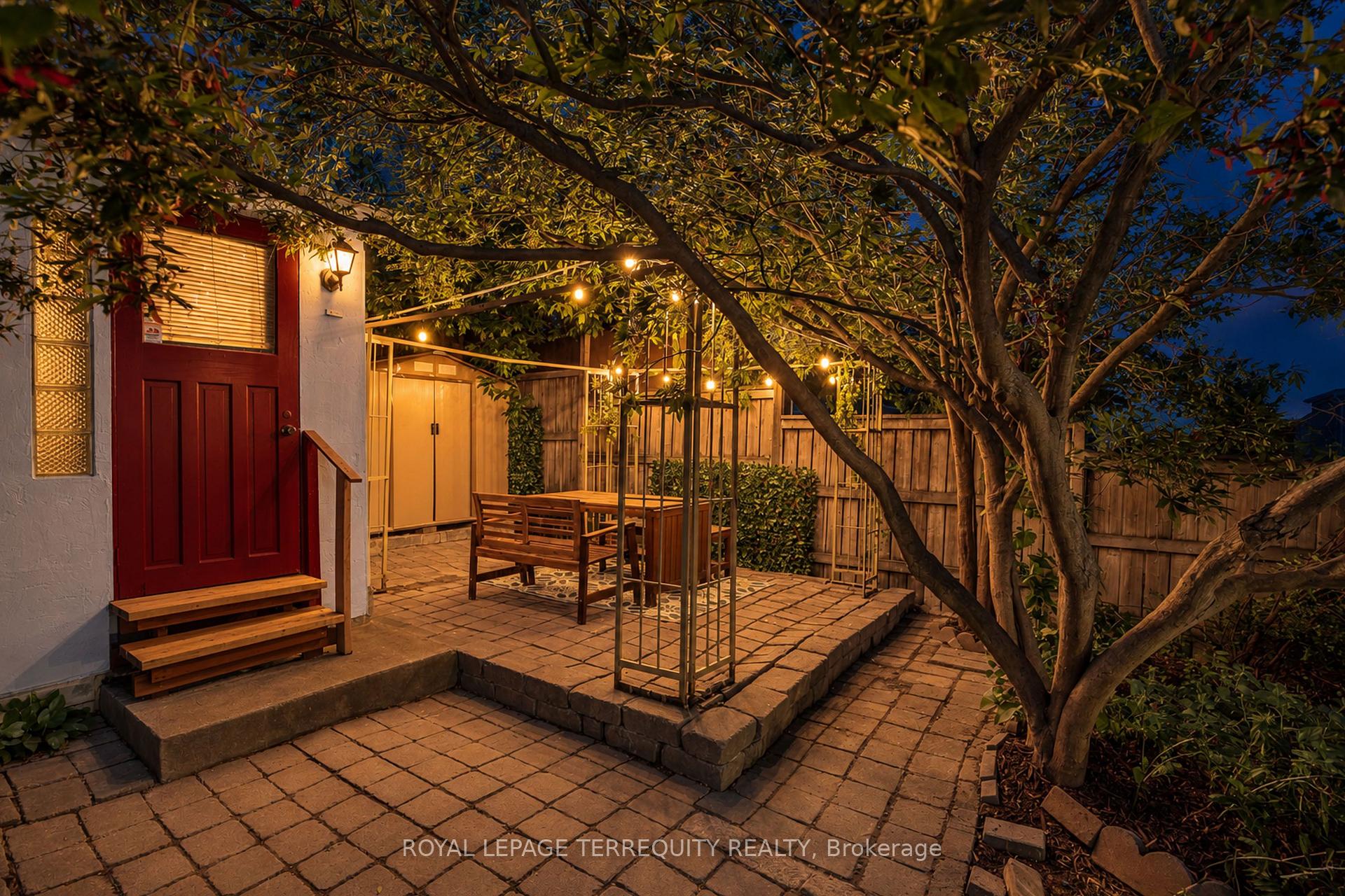 Photo 29 of 211 Blackthorn Avenue, Toronto, Weston-Pellam Park — HOMEH