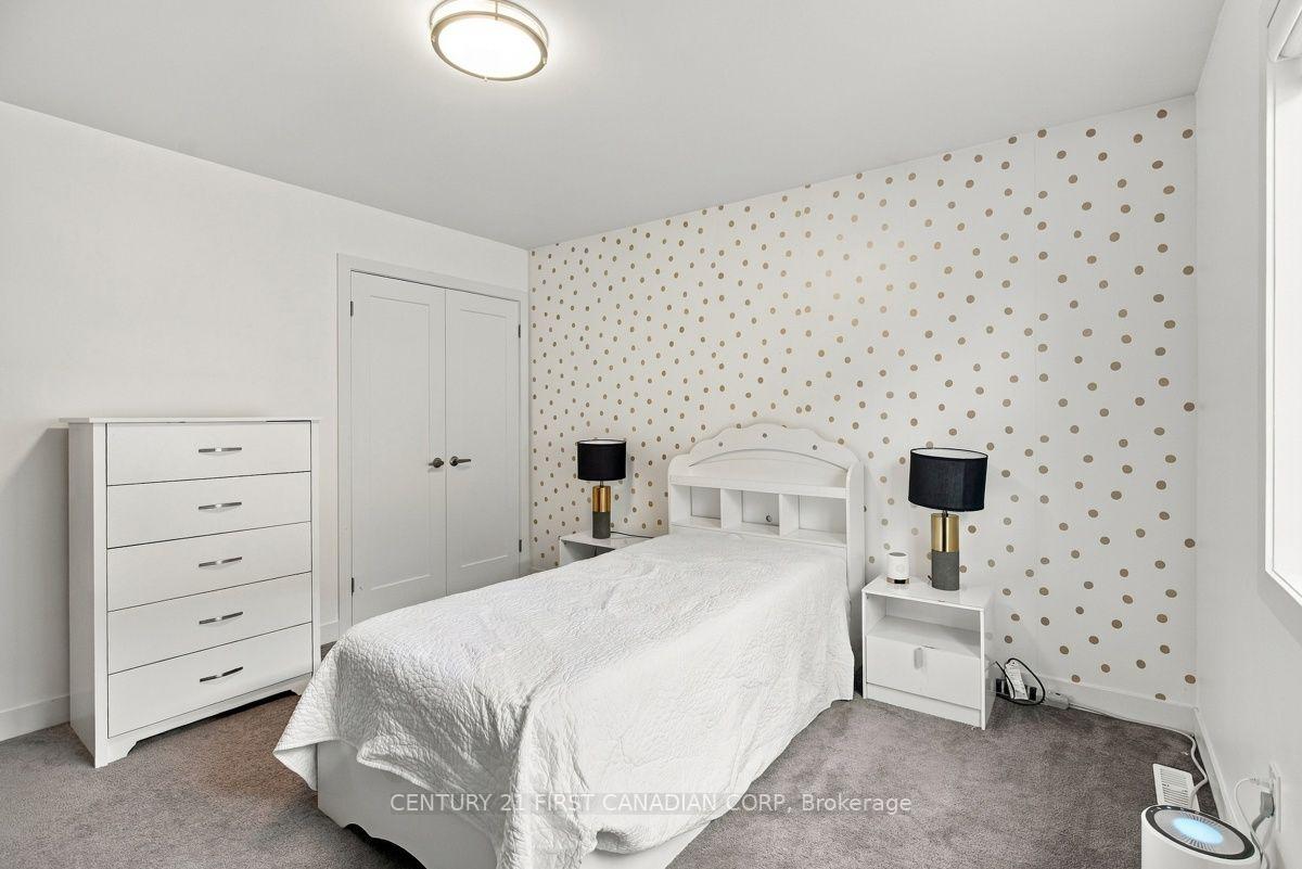 Photo 37 of 535 Freeport Street, London, North E — HOMEH