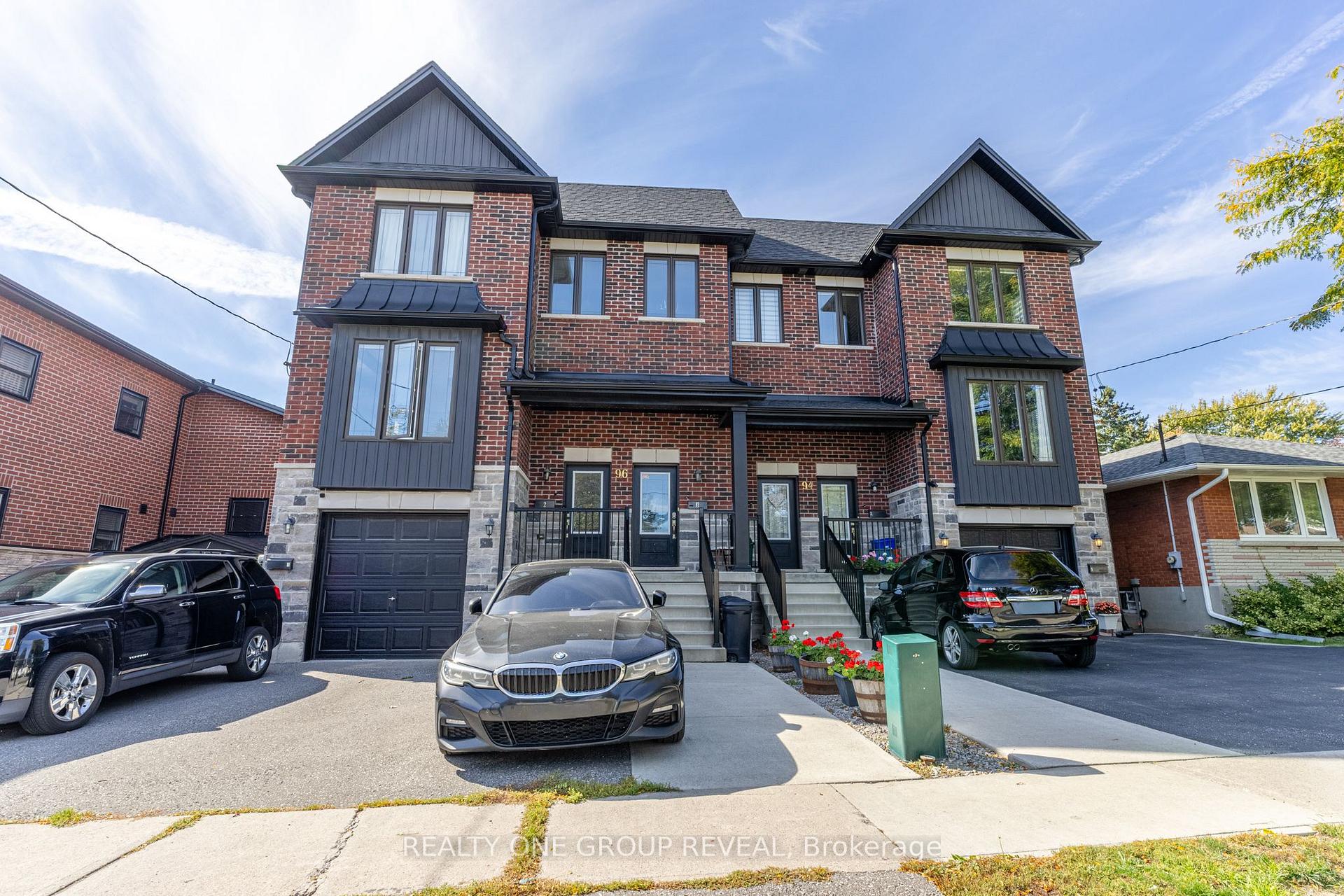 Photo of Unit 2, 96 Cromwell Avenue