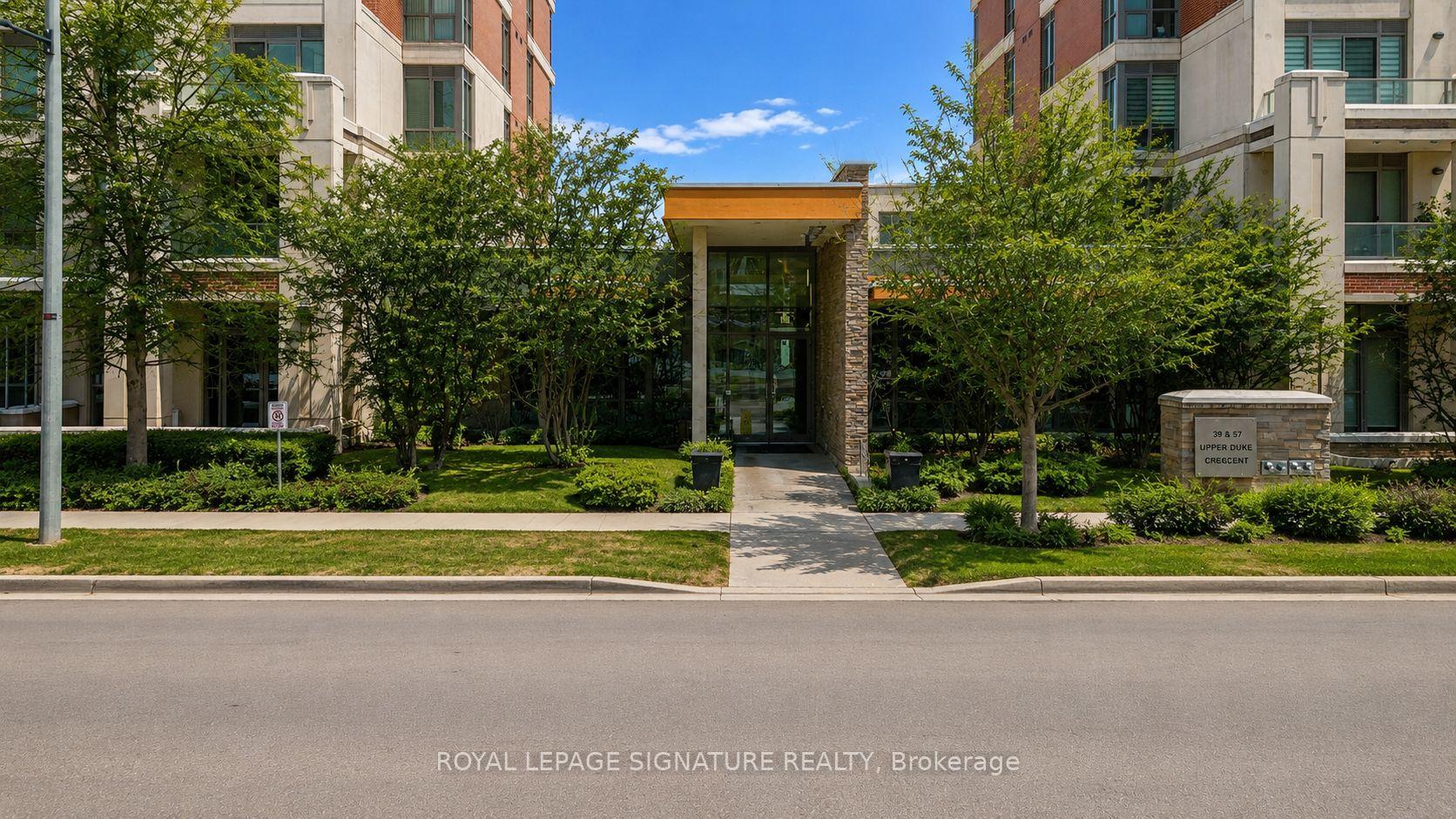 Photo 4 of Unit 408, 39 Upper Duke Crescent, Markham, Unionville — HOMEH