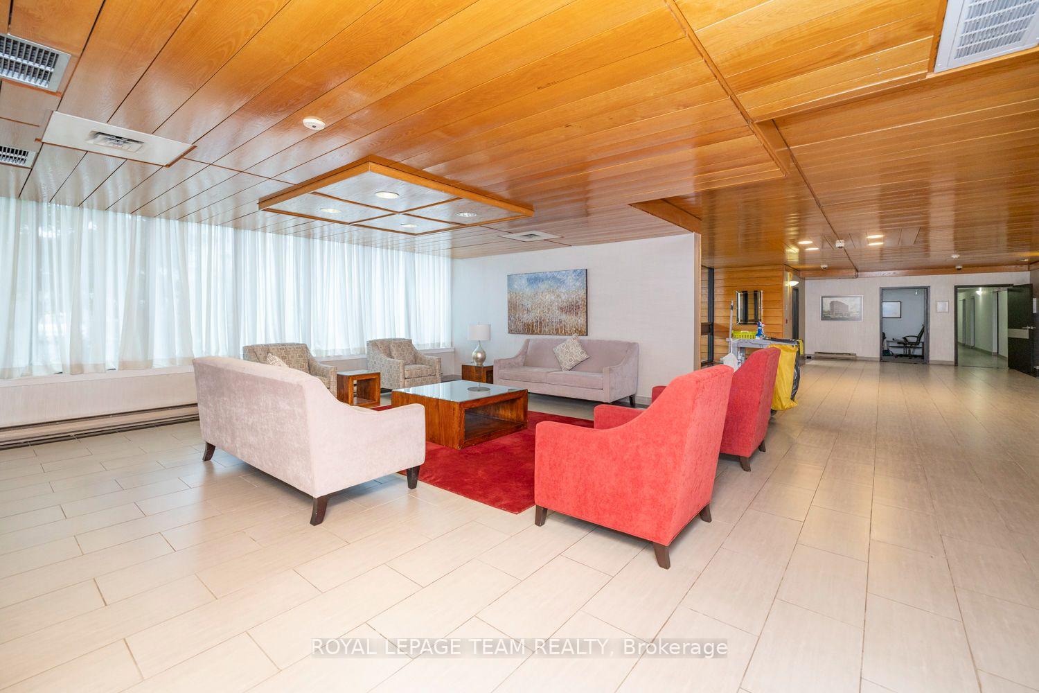 Photo 3 of Unit 705, 370 Dominion Avenue, Ottawa, Westboro West — HOMEH