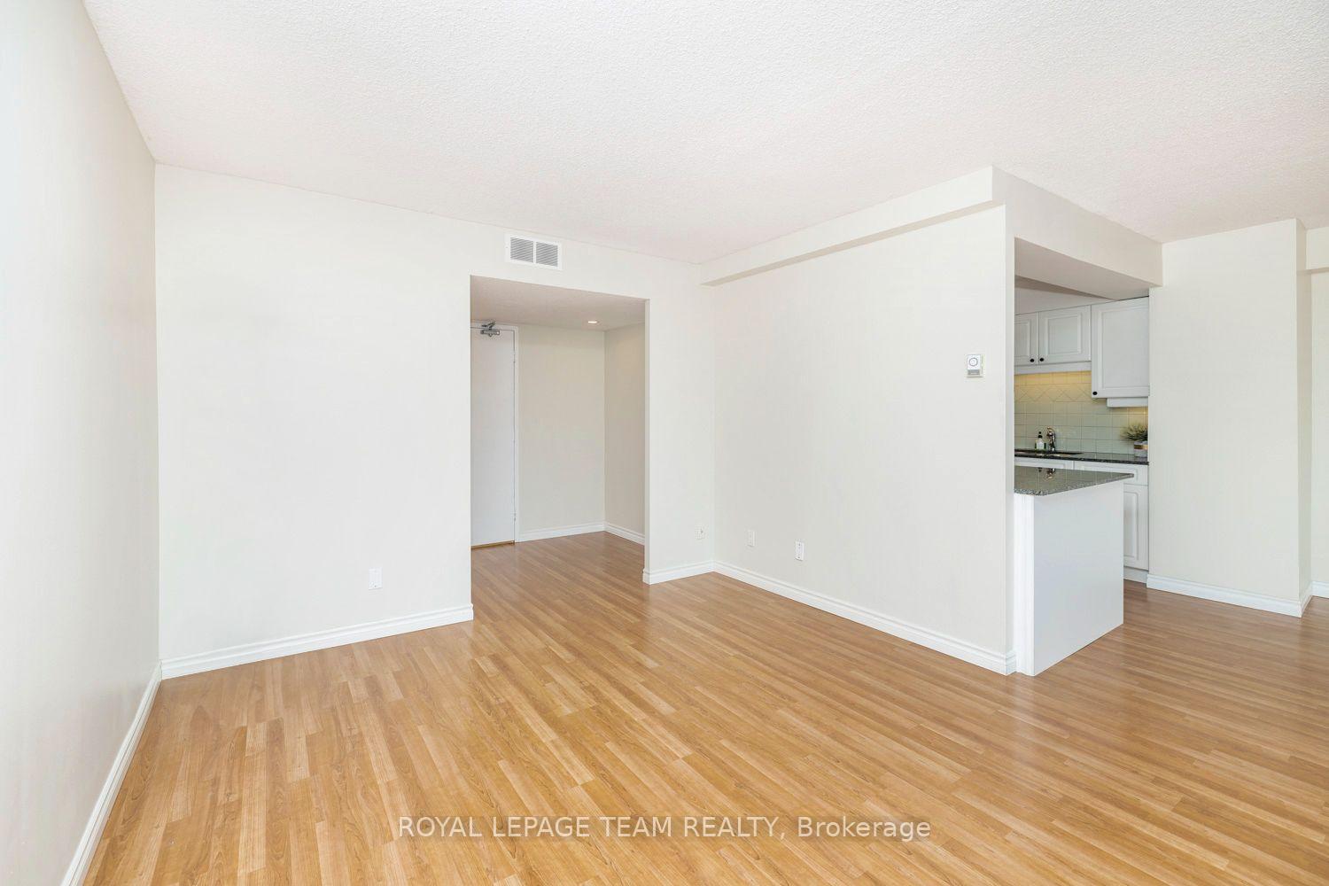 Photo 7 of Unit 705, 370 Dominion Avenue, Ottawa, Westboro West — HOMEH