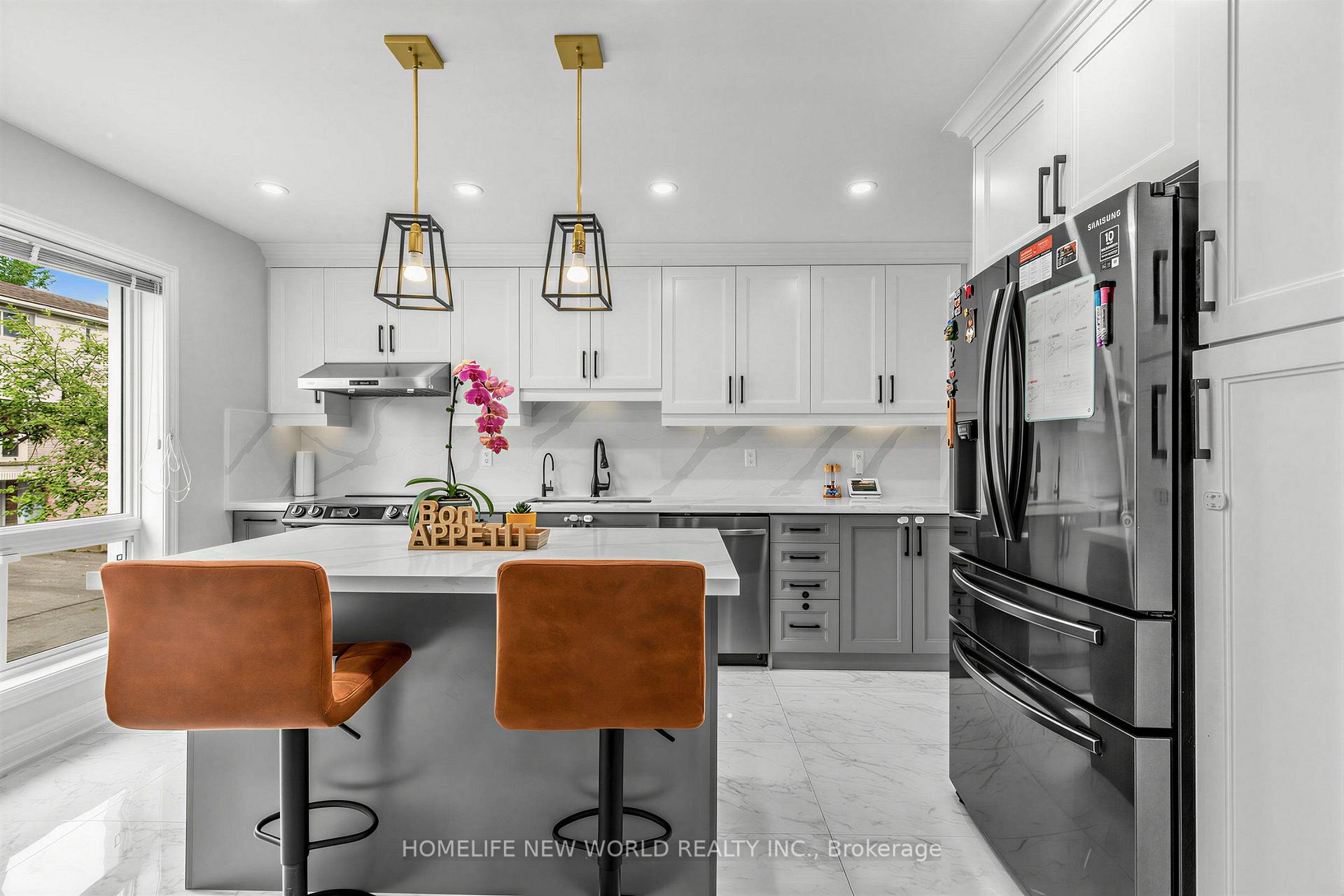 Photo 11 of Unit 306, 19 Liszt Gate, North York, Hillcrest Village — HOMEH