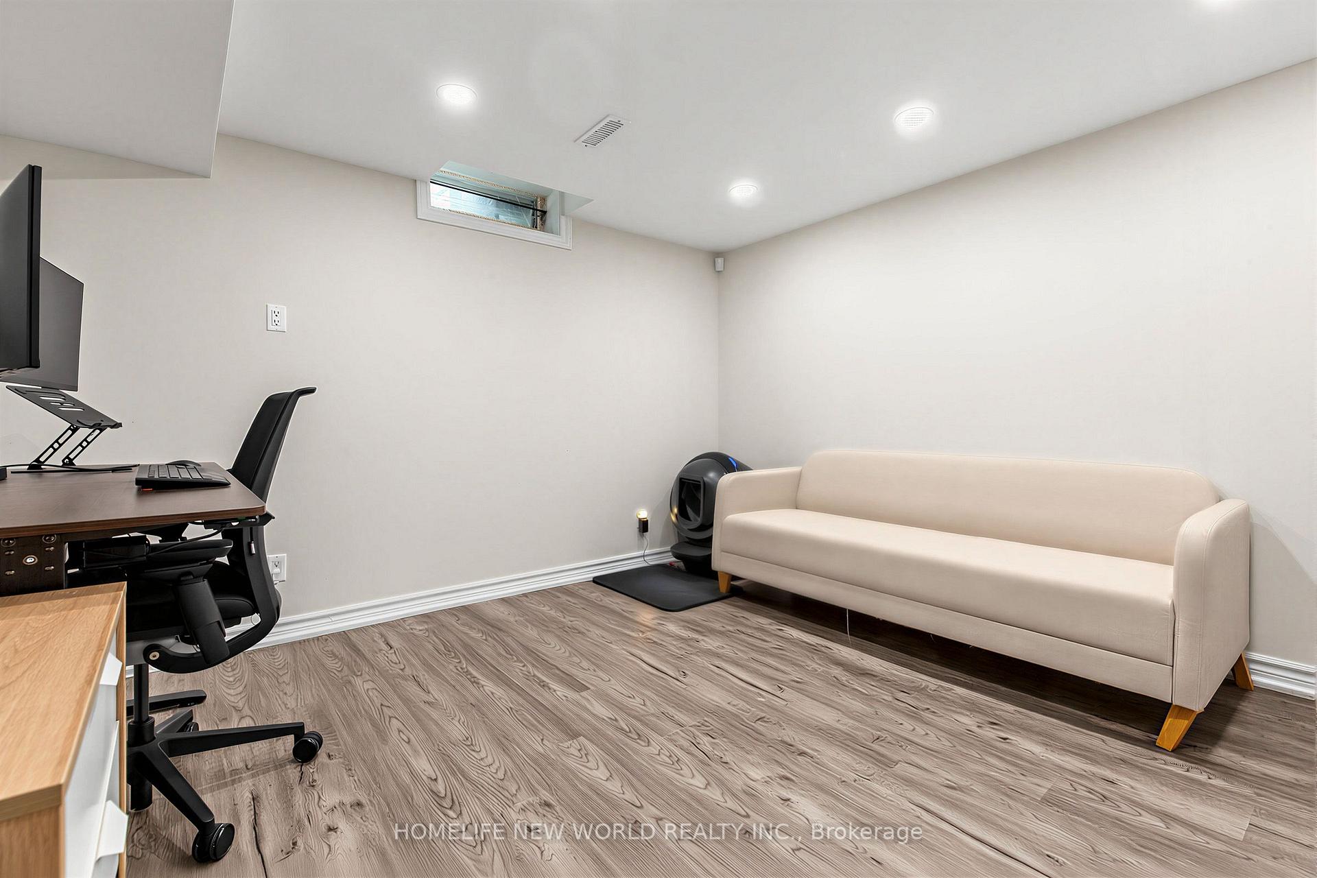Photo 26 of Unit 306, 19 Liszt Gate, North York, Hillcrest Village — HOMEH