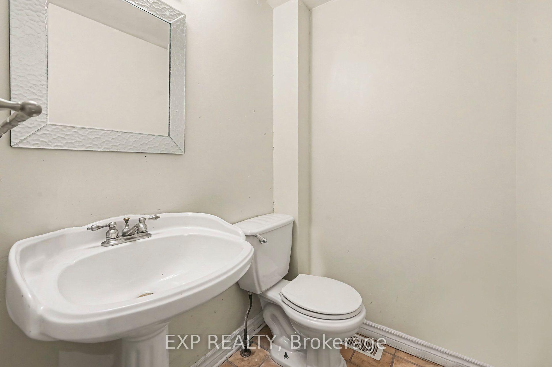 Photo 14 of 77 Grady Crescent, Ottawa, Sheahan Estates/Trend Village — HOMEH