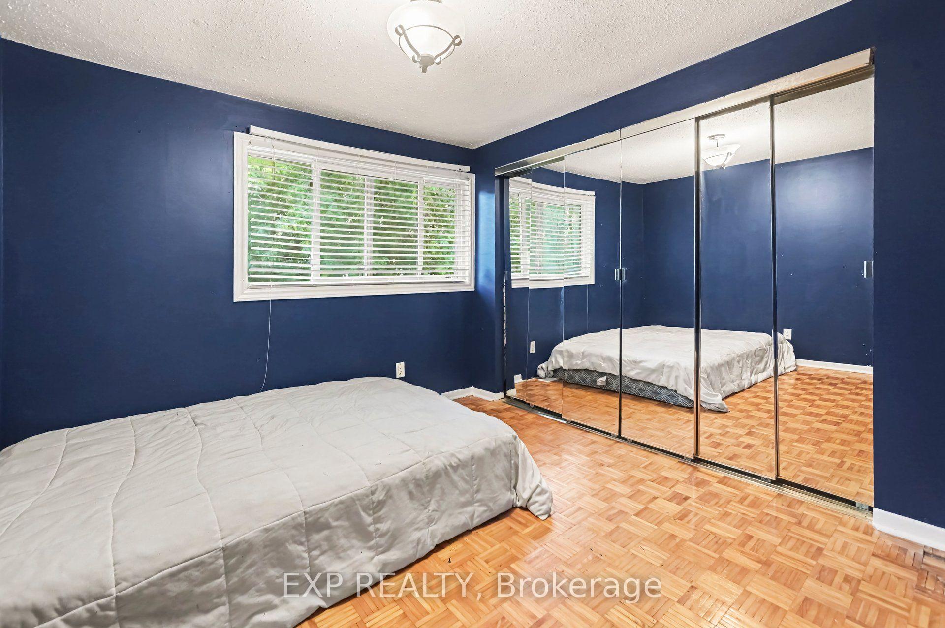 Photo 15 of 77 Grady Crescent, Ottawa, Sheahan Estates/Trend Village — HOMEH