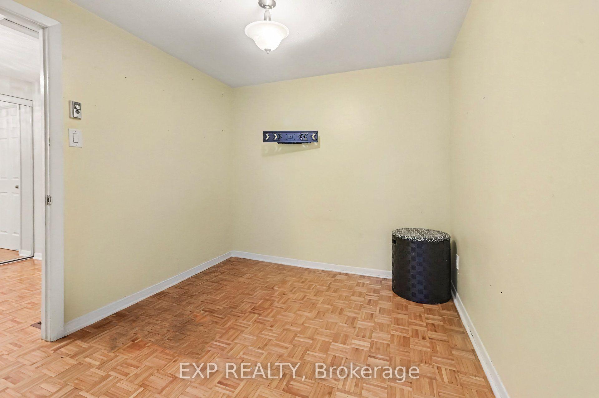 Photo 30 of 77 Grady Crescent, Ottawa, Sheahan Estates/Trend Village — HOMEH