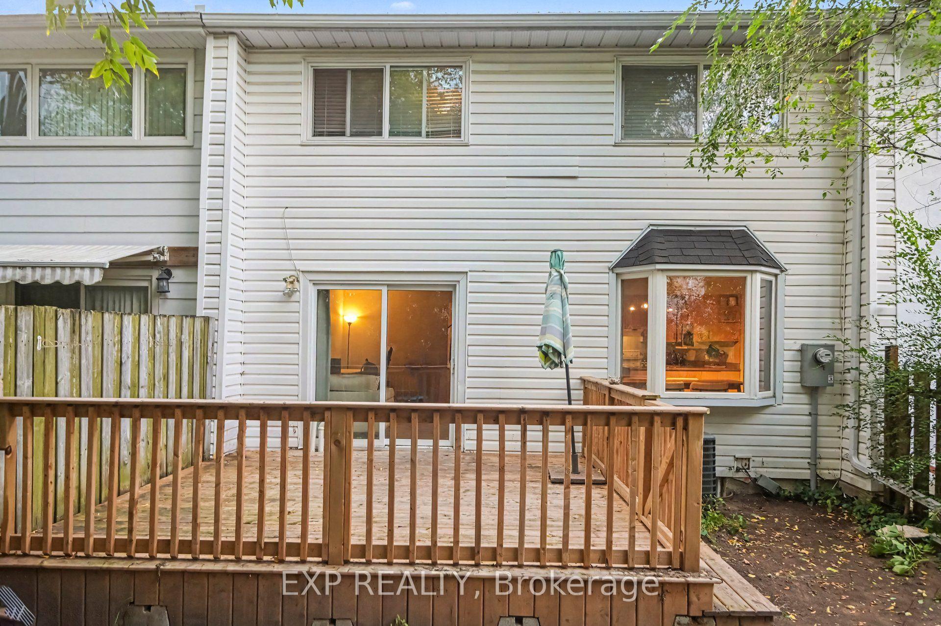 Photo 37 of 77 Grady Crescent, Ottawa, Sheahan Estates/Trend Village — HOMEH