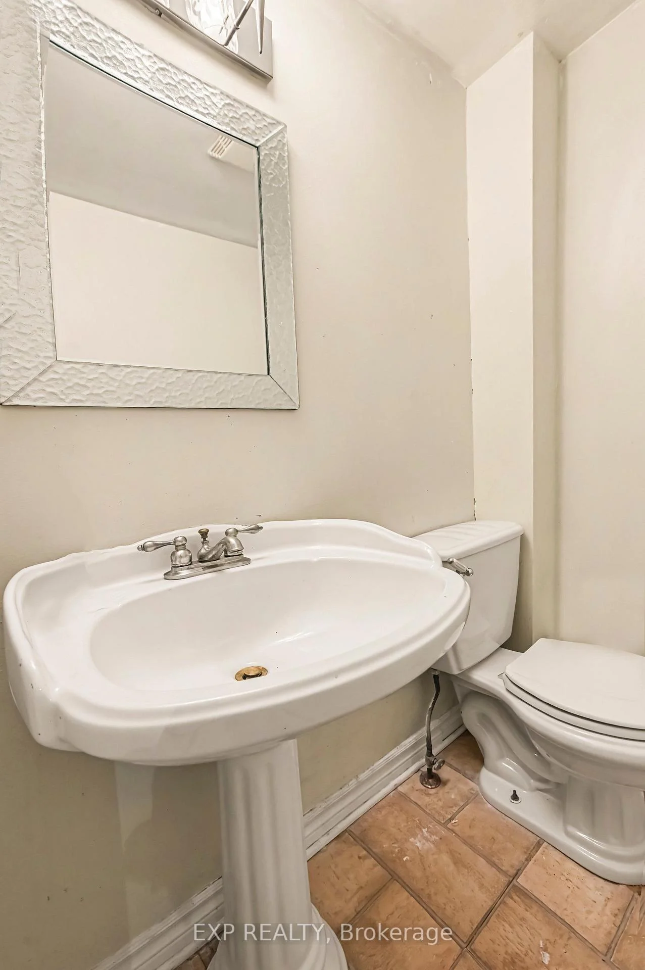 Photo 40 of 77 Grady Crescent, Ottawa, Sheahan Estates/Trend Village — HOMEH