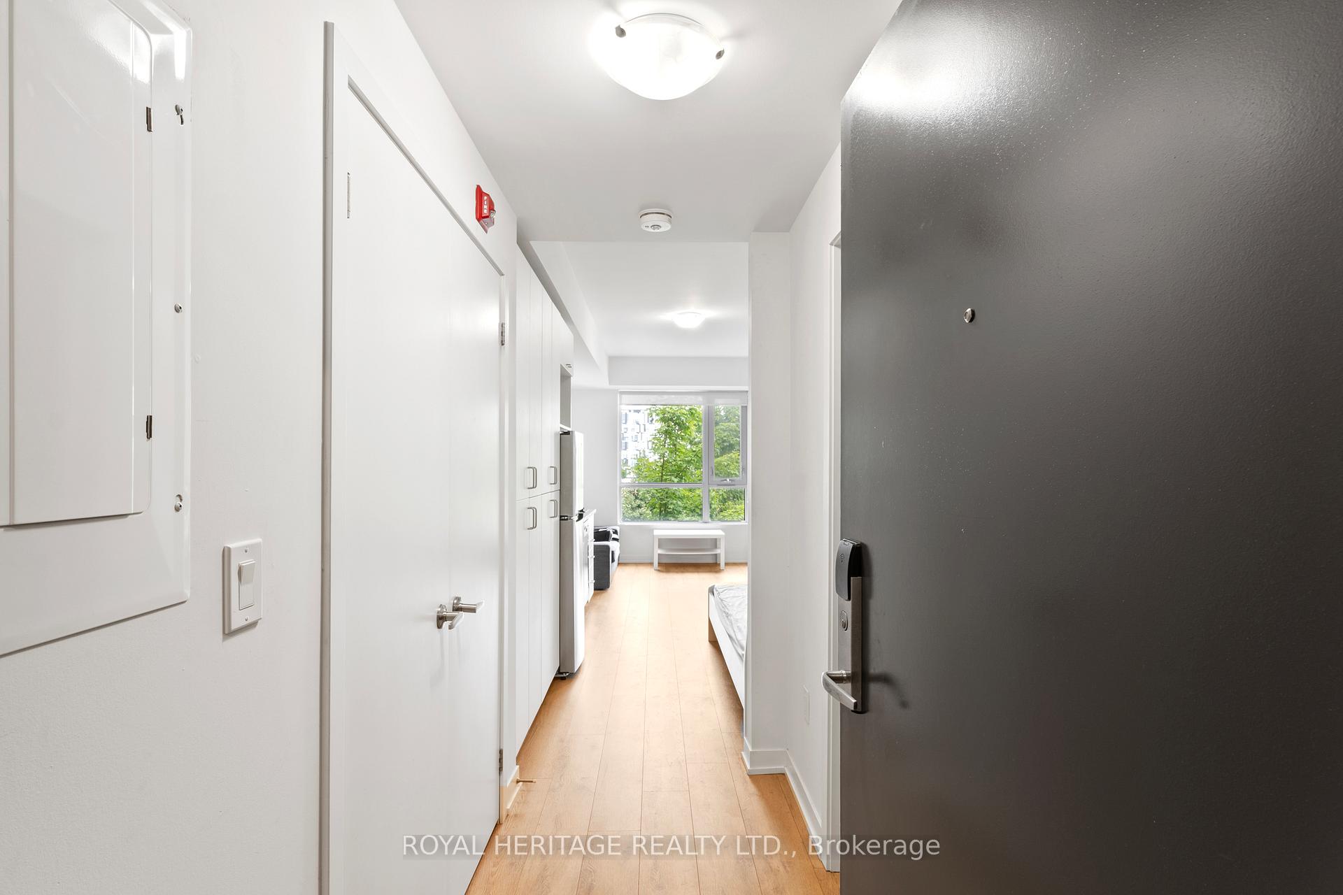 Photo of Unit 307, 1800 Simcoe Street N