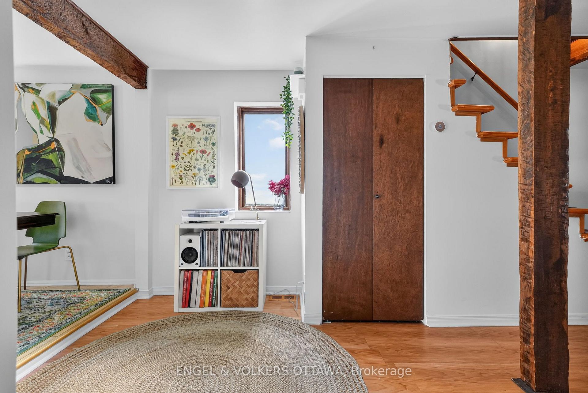 Photo 15 of 319 Savard Avenue, Ottawa, Vanier — HOMEH