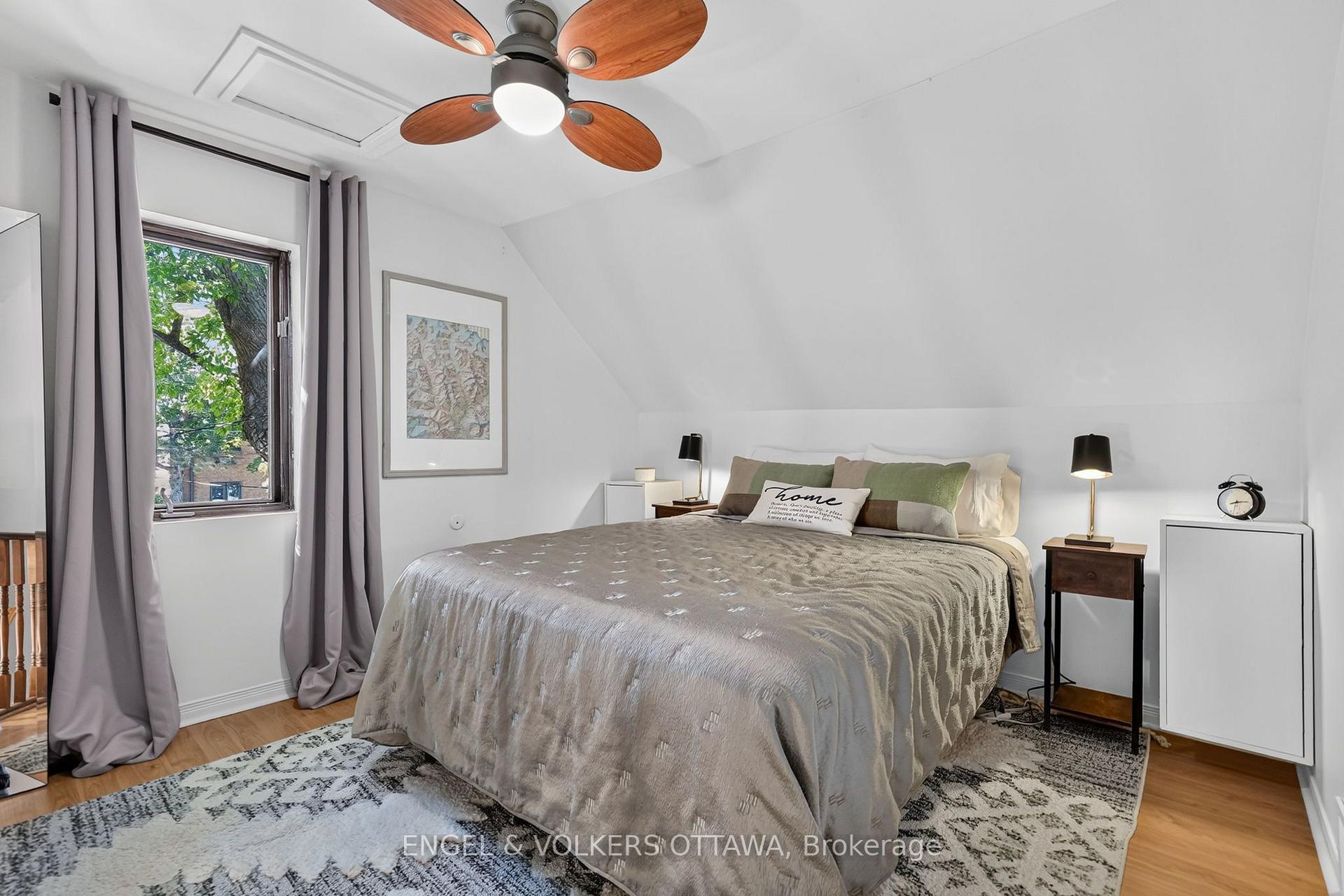 Photo 33 of 319 Savard Avenue, Ottawa, Vanier — HOMEH