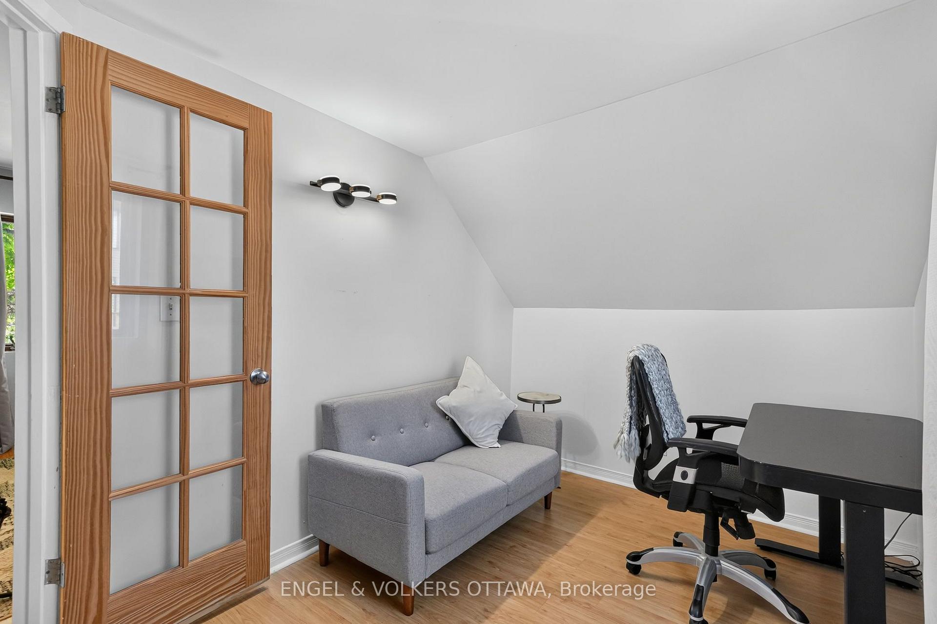 Photo 37 of 319 Savard Avenue, Ottawa, Vanier — HOMEH