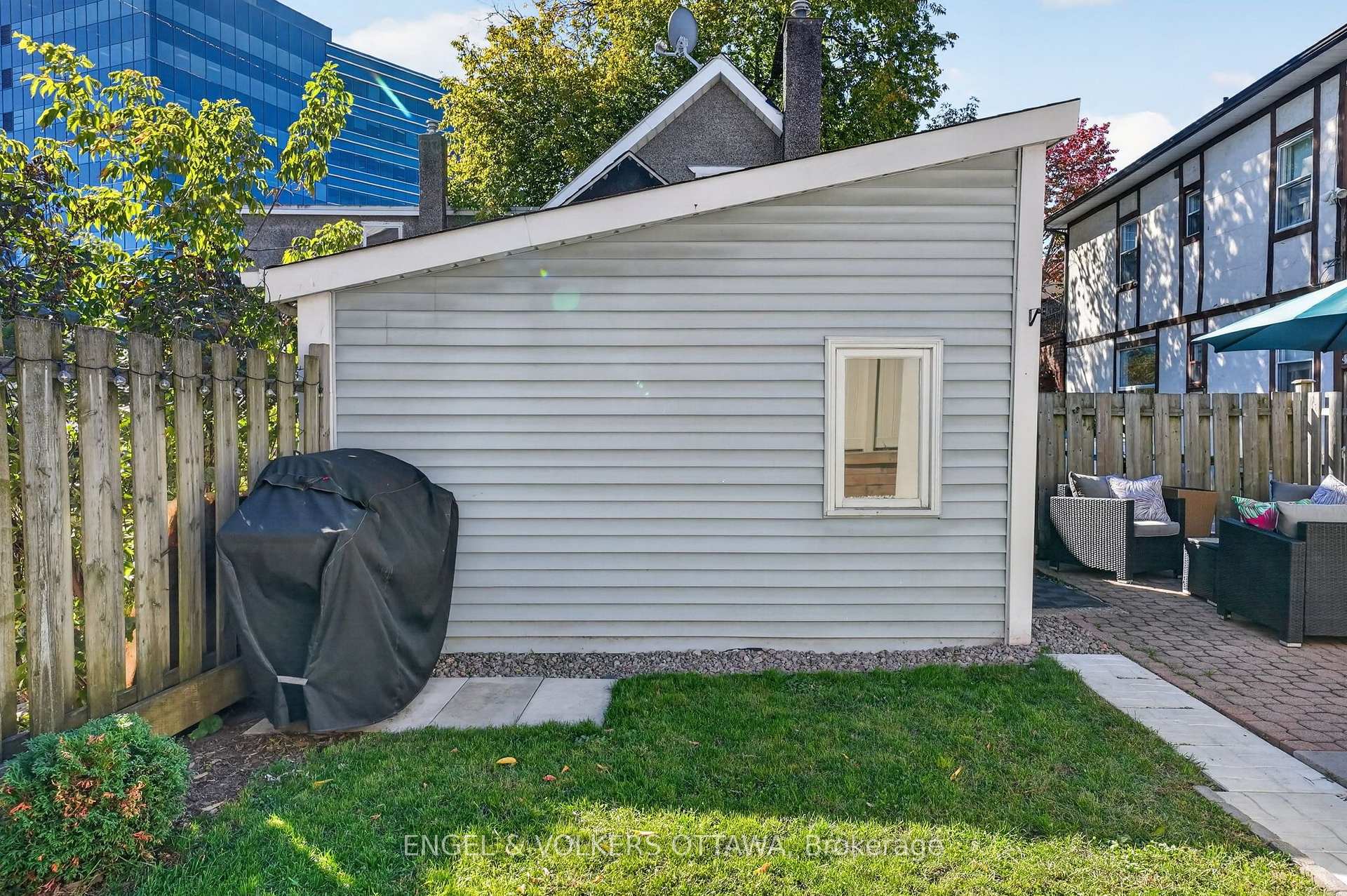 Photo 44 of 319 Savard Avenue, Ottawa, Vanier — HOMEH
