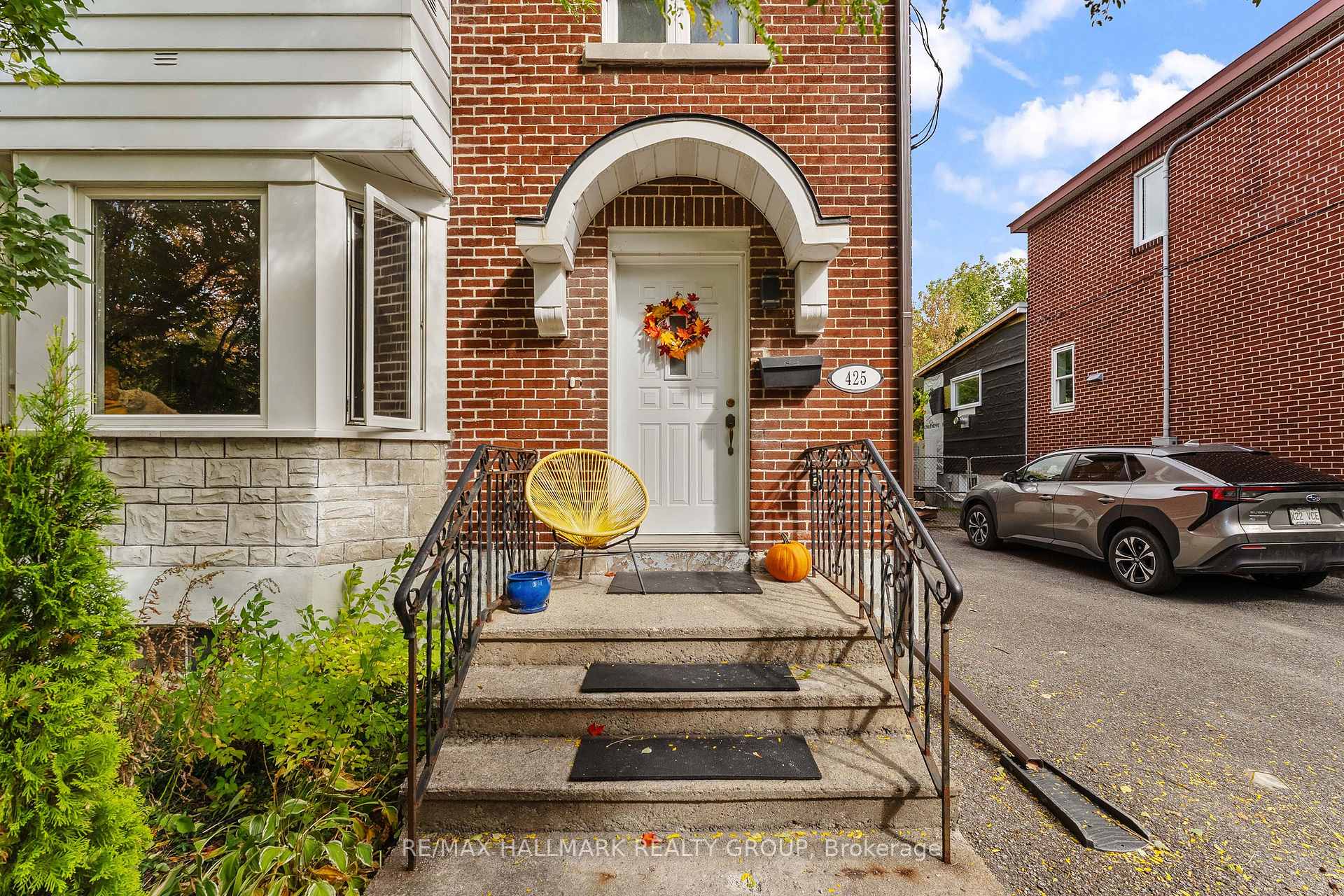 Photo of 425 Chapel Street
